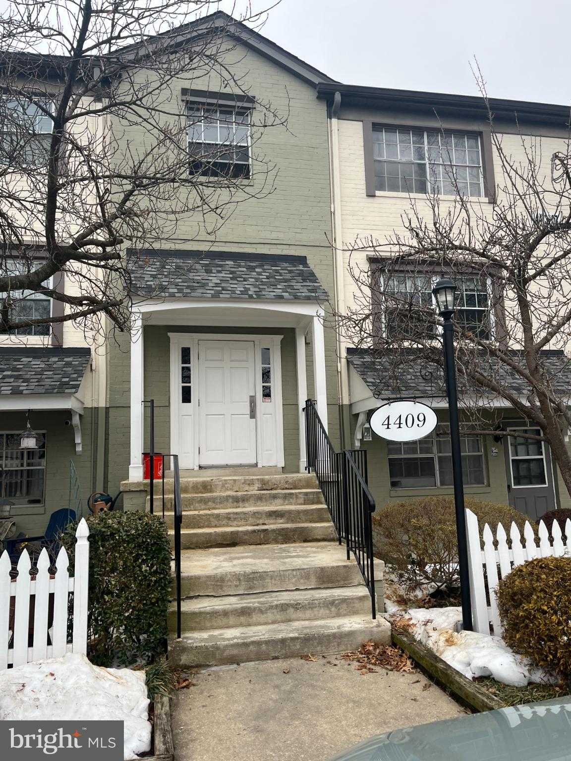 4409 Romlon St Apt 204 photo 2