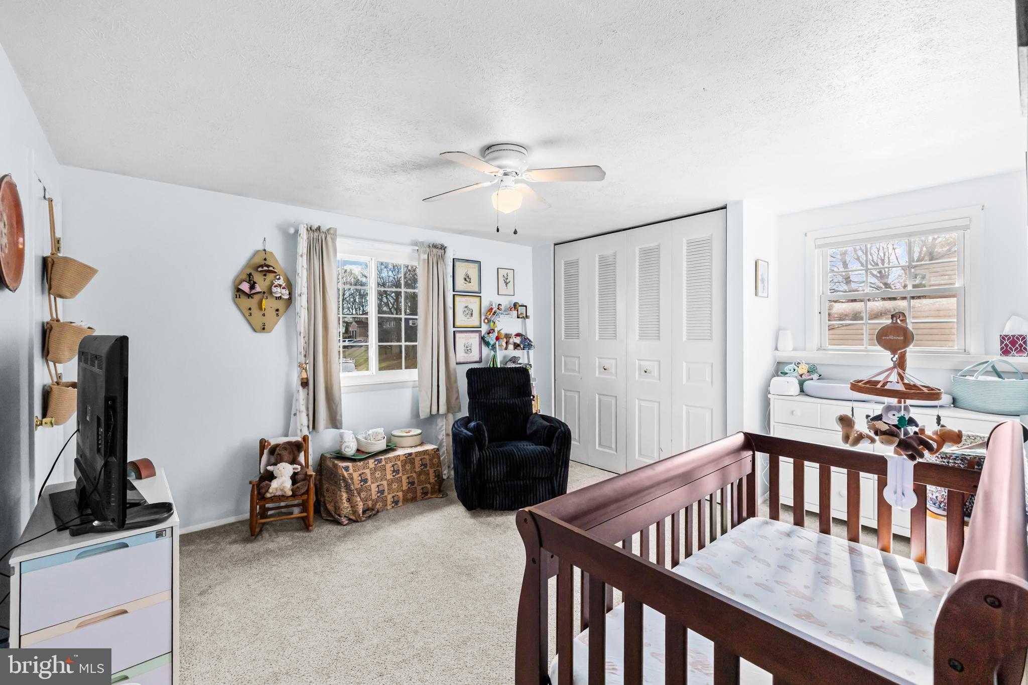 8192 Oakglen Rd photo 25