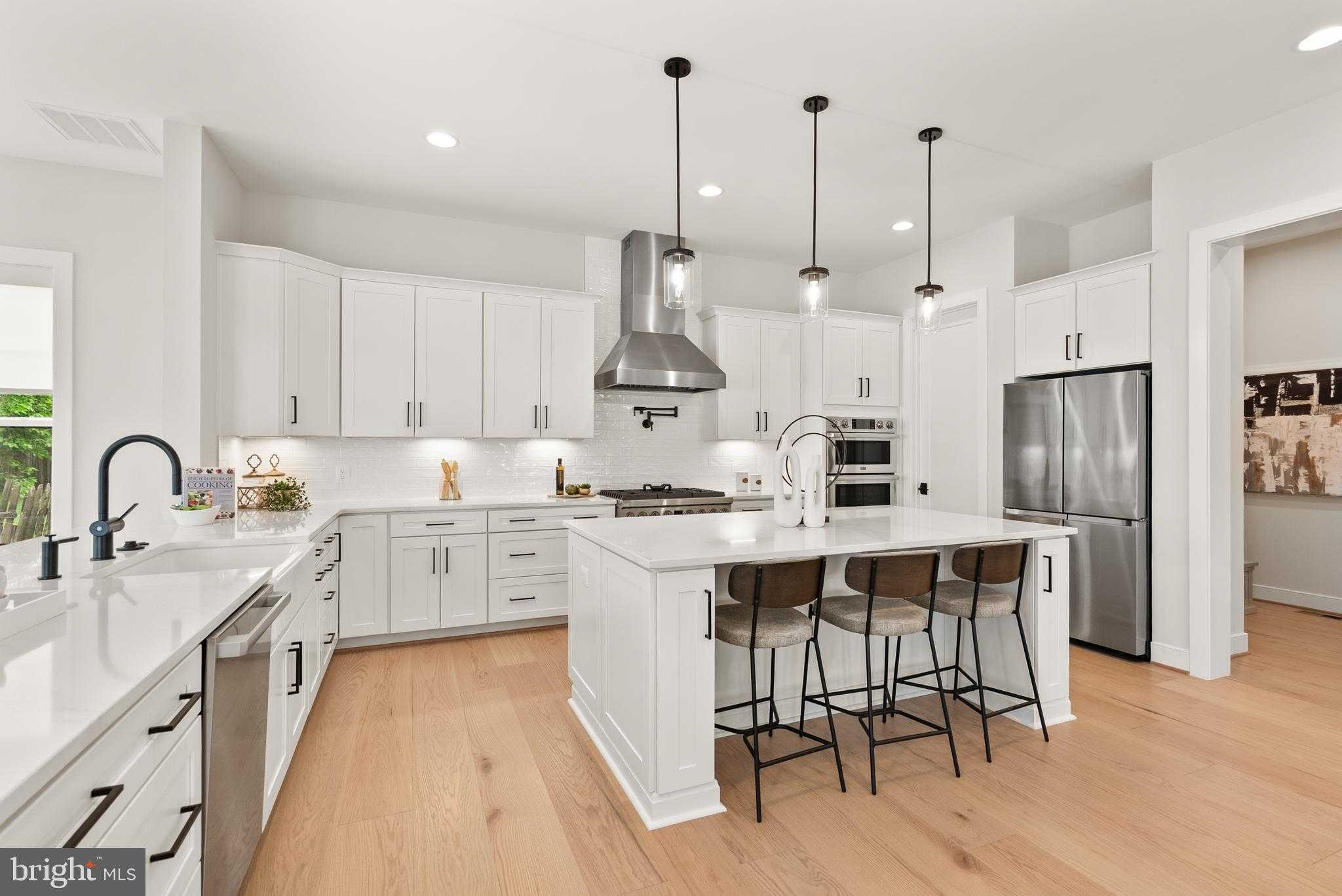 1212 Drake St SW photo 29