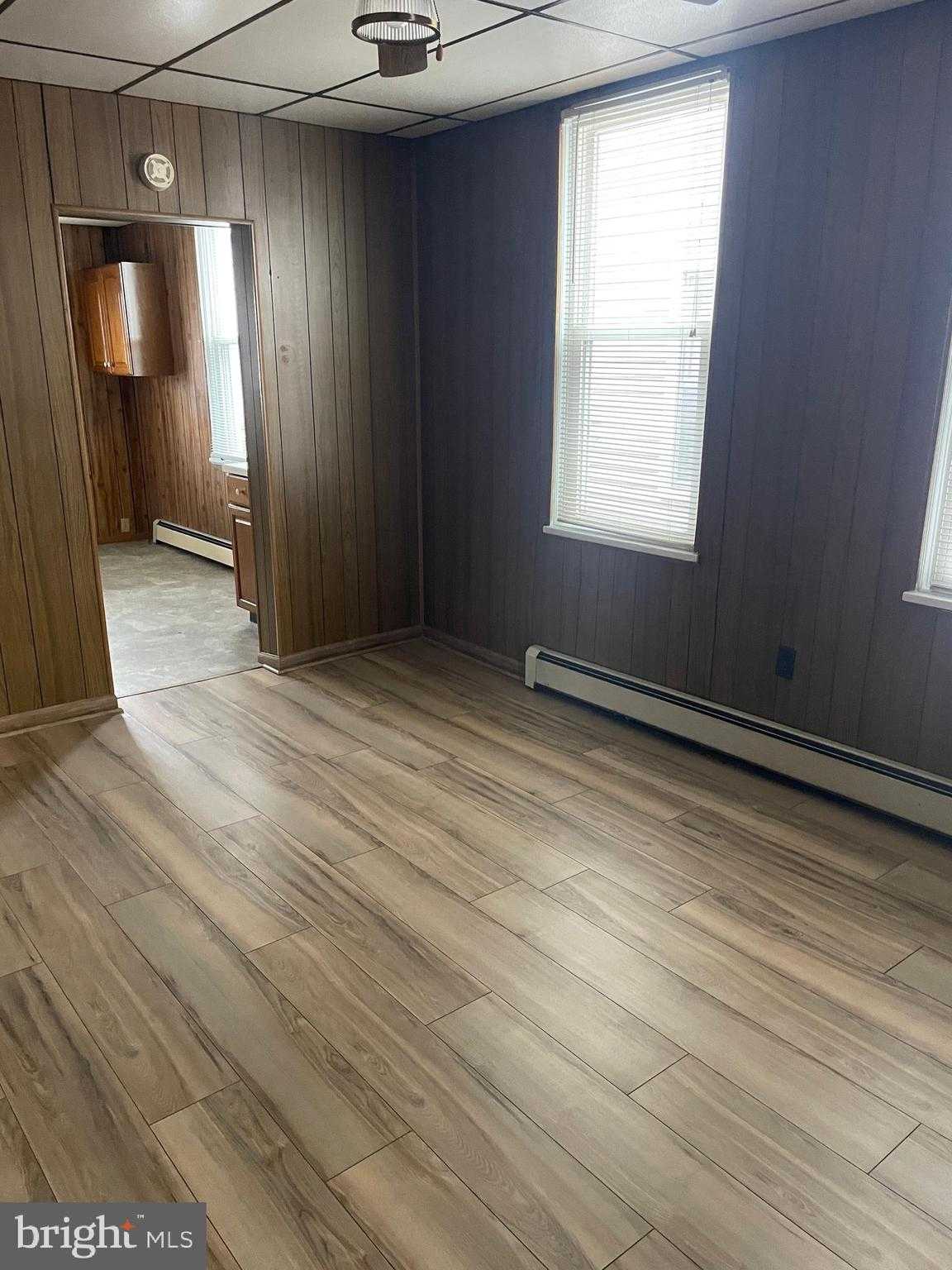 221 Grand Ave photo 29