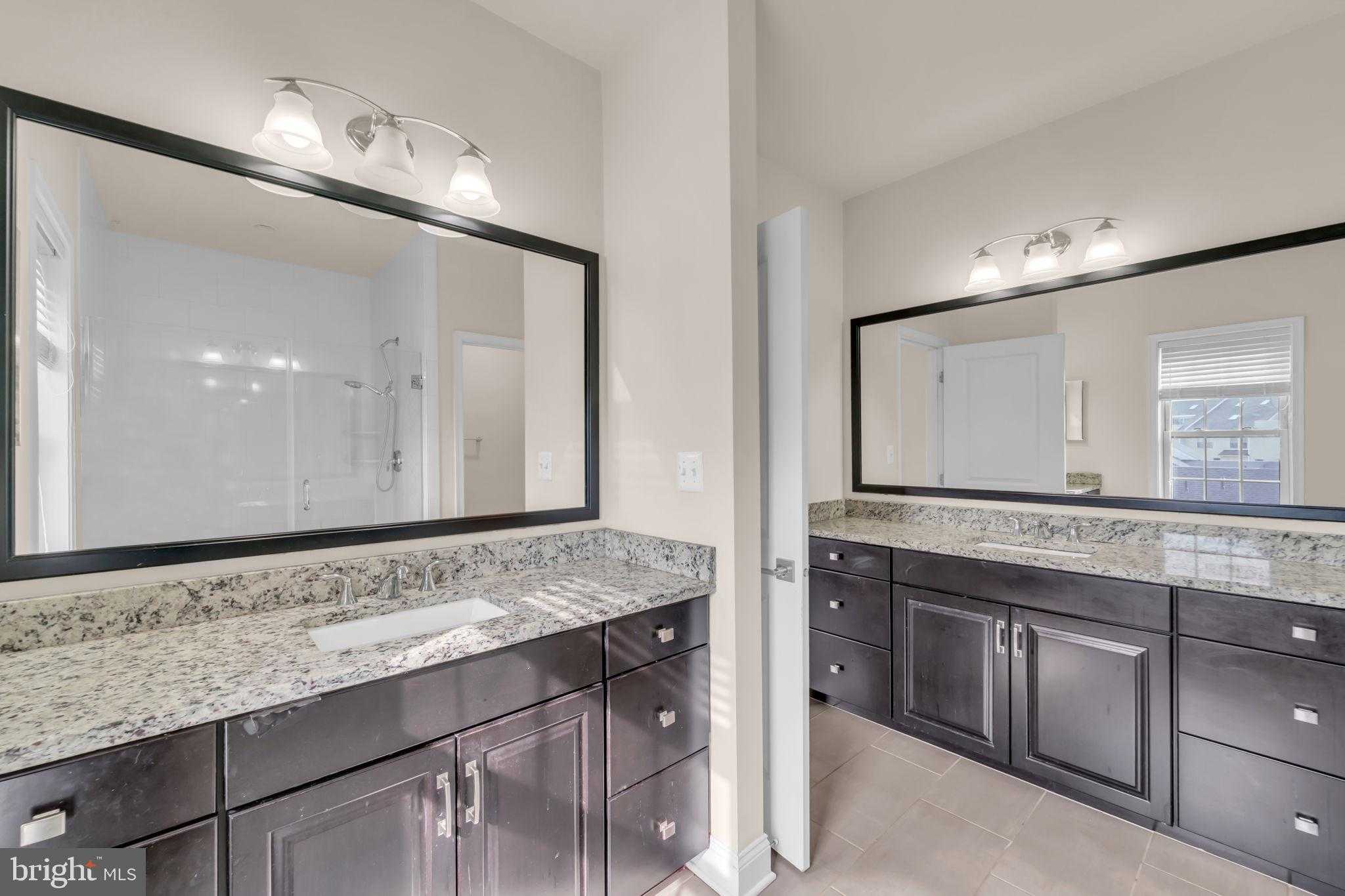 43157 Clarendon Sq photo 41