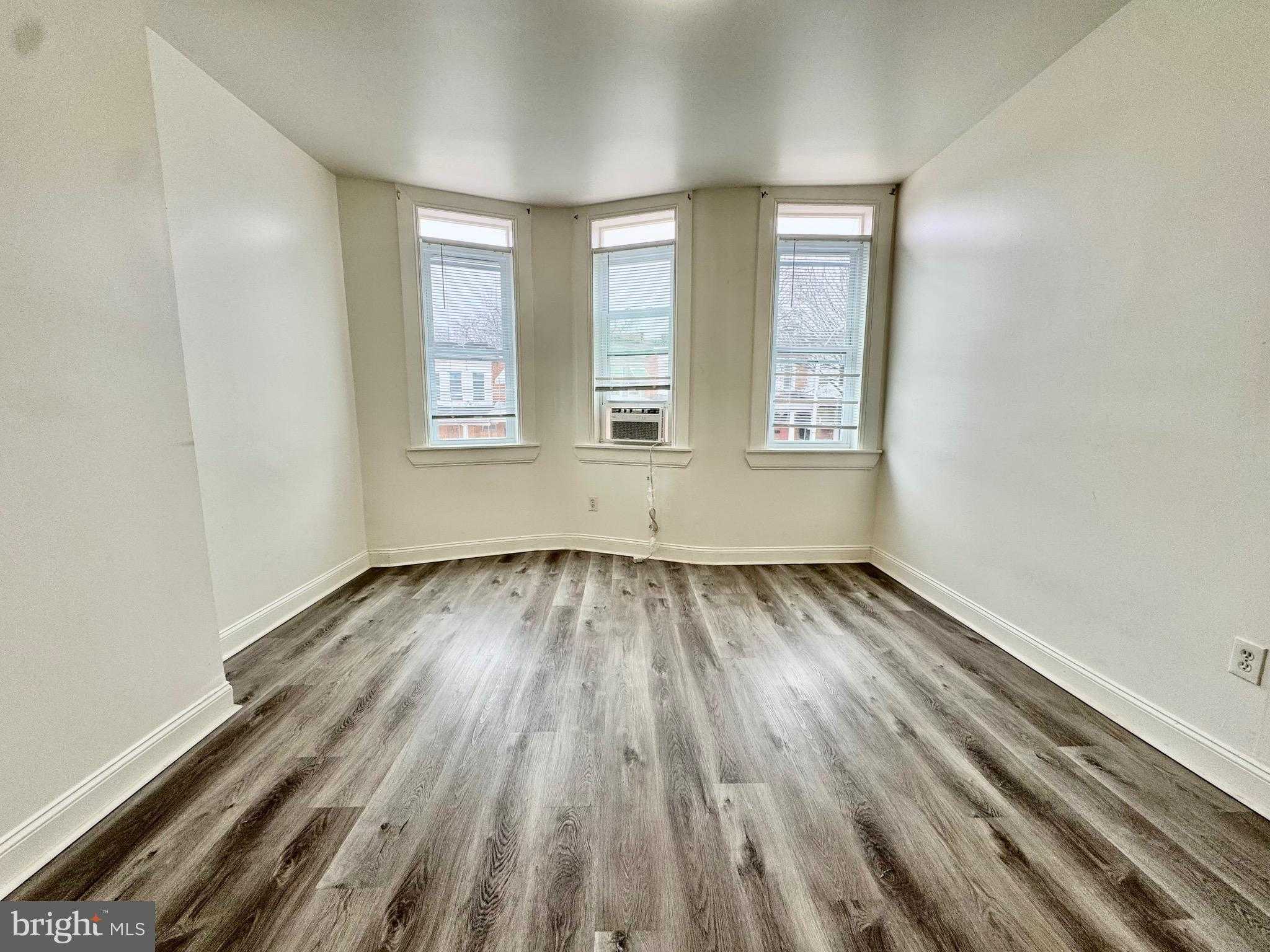 2019 N Smallwood St photo 26