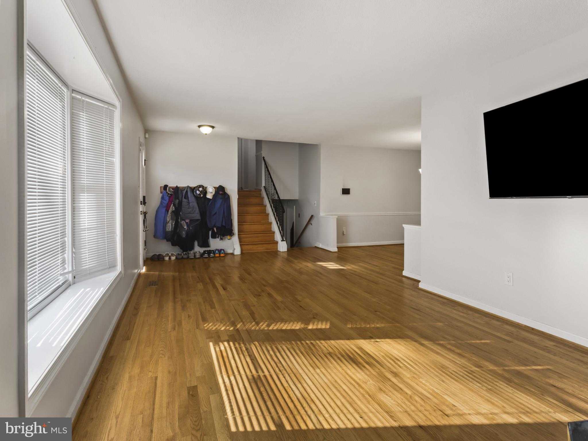 9230 Mimosa Dr photo 5