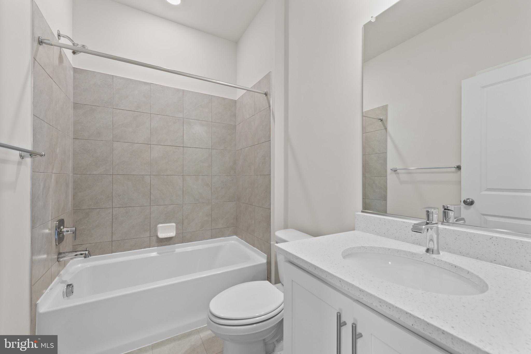 411 Ensemble Way photo 31