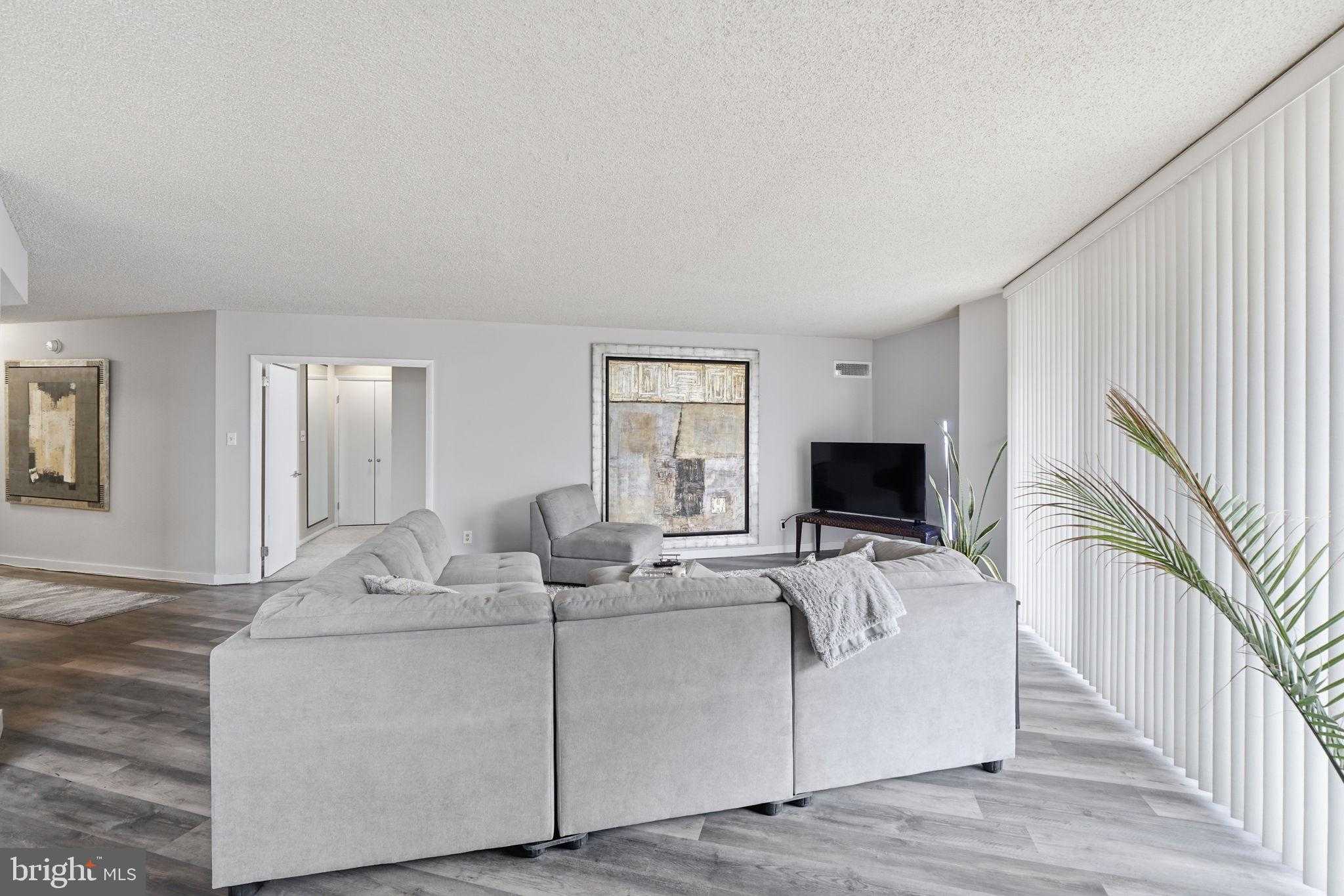 5225 Pooks Hill Rd Apt 1401n photo 7