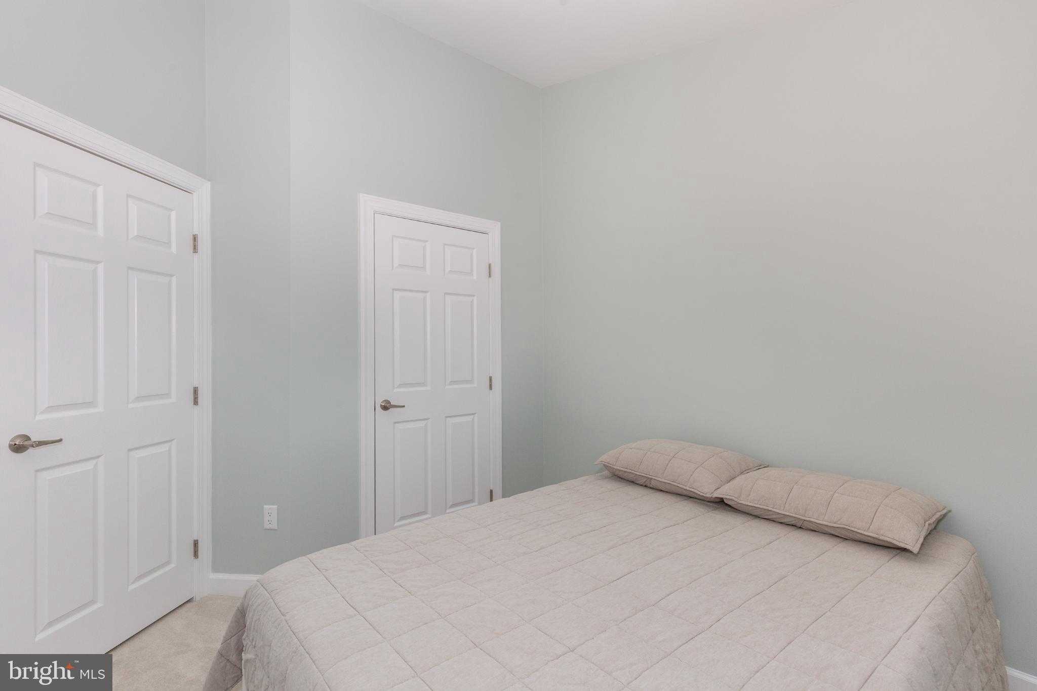 1025 Ironwood Ln photo 35