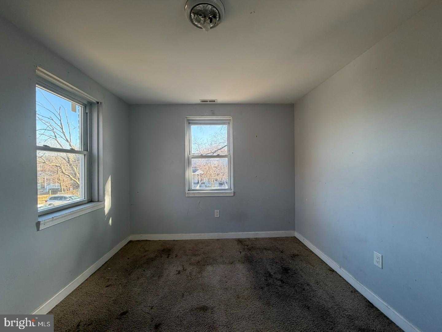 3830 Brooklyn Ave photo 24