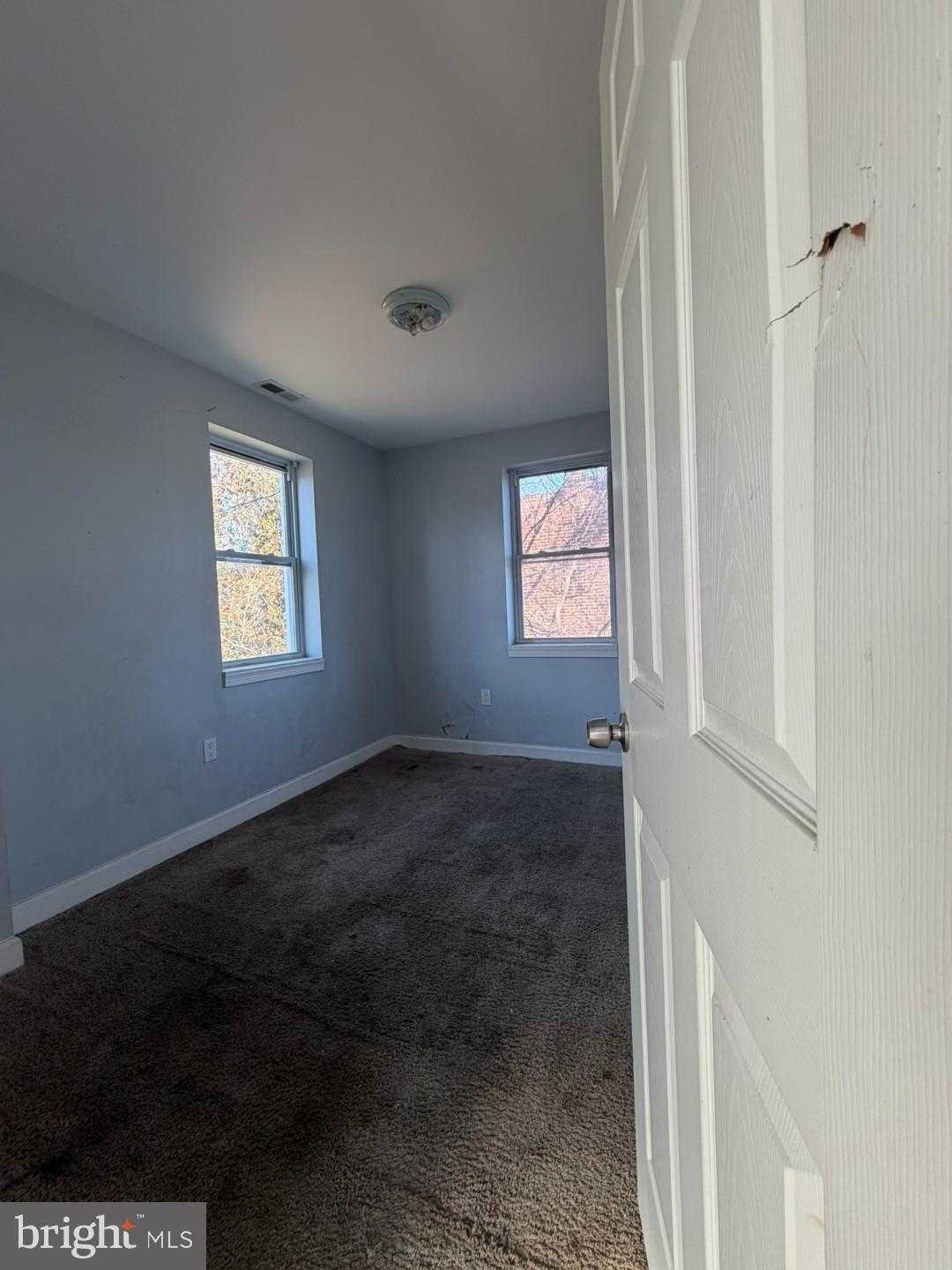 3830 Brooklyn Ave photo 27