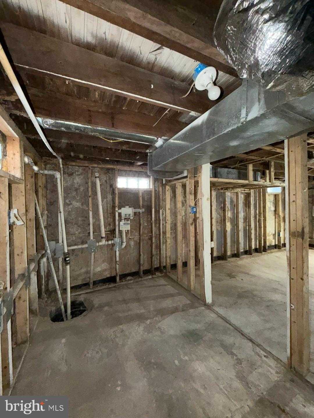 3830 Brooklyn Ave photo 40