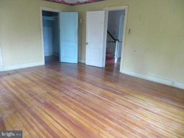 7101 Mccallum St photo 8