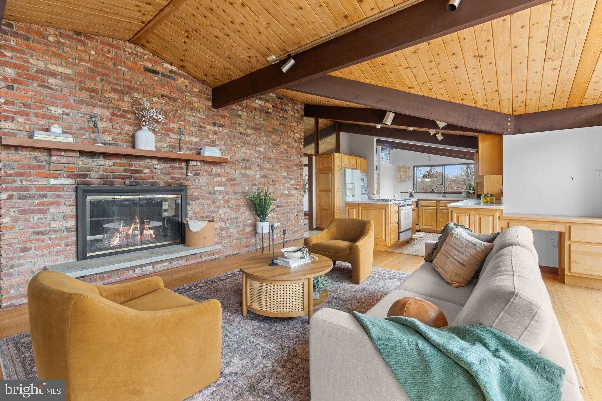 7099 Glen Curtiss Ln photo 10