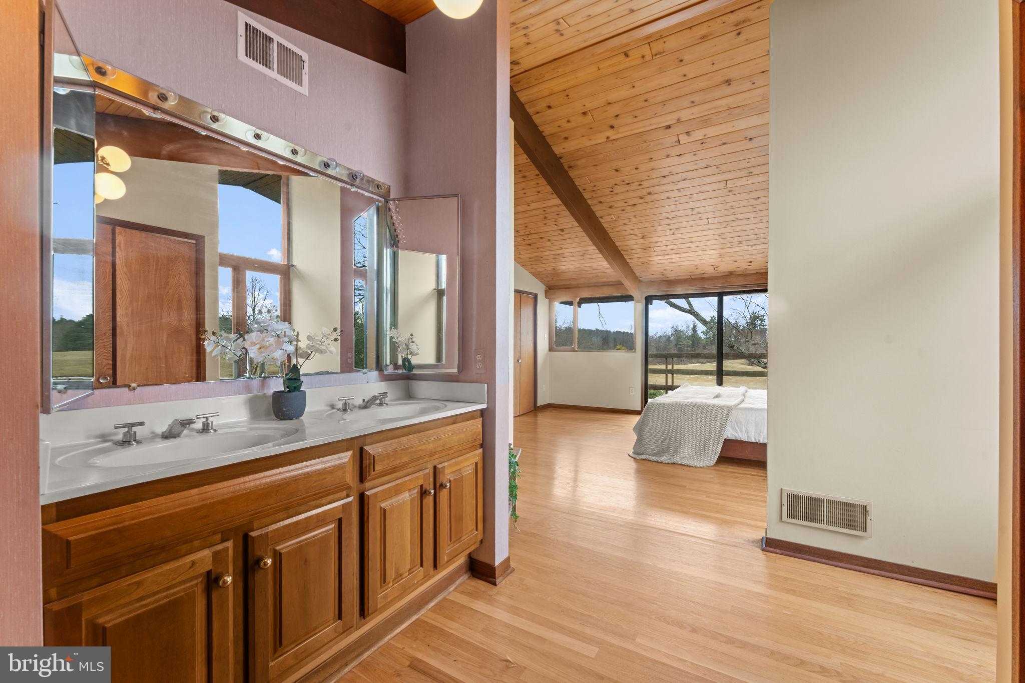 7099 Glen Curtiss Ln photo 39