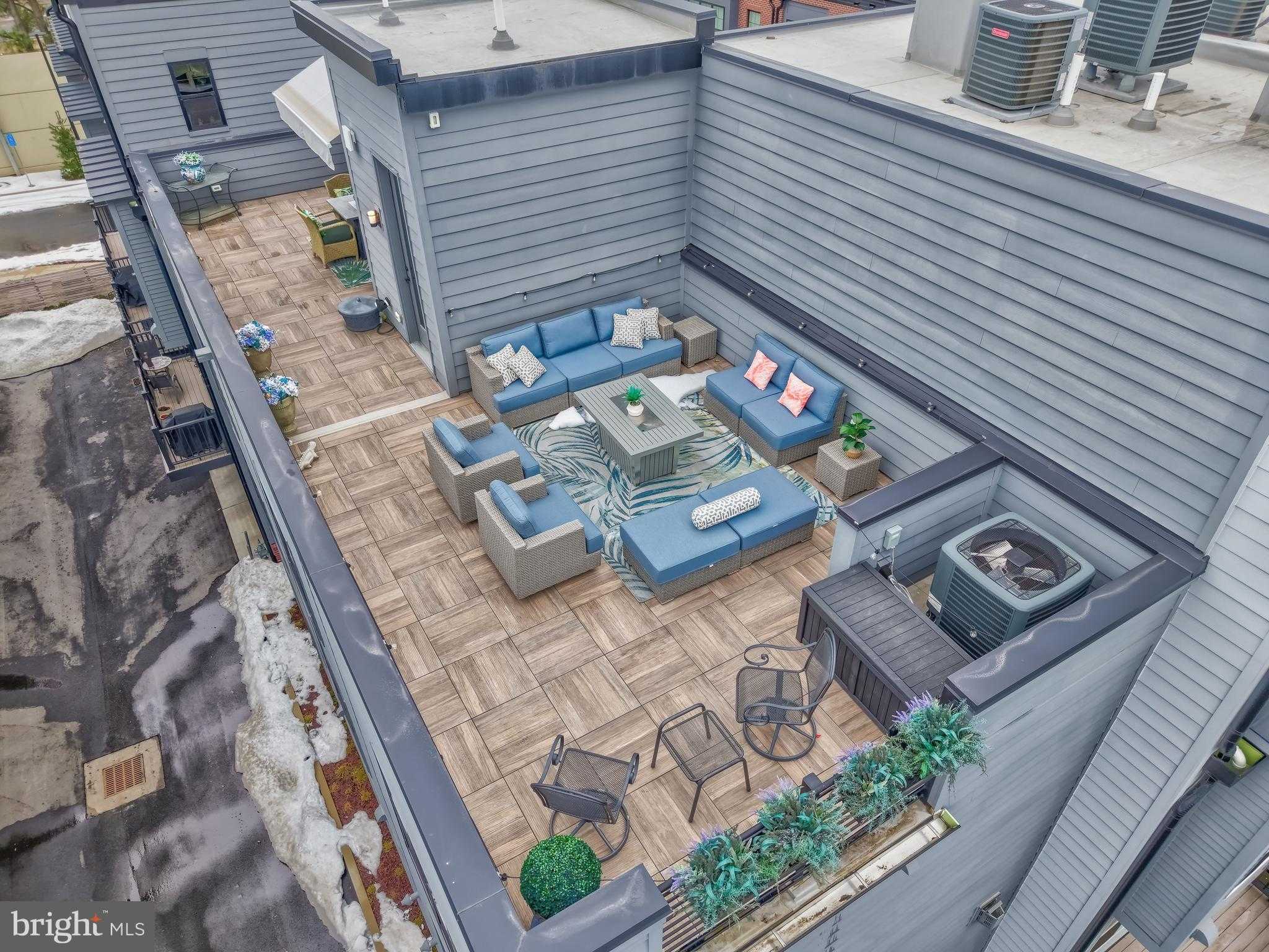 11236 Faraday Park Dr photo 2