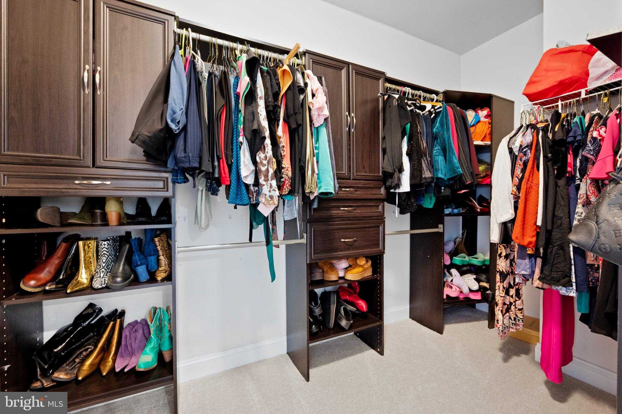 3207 Tribune CT photo 25