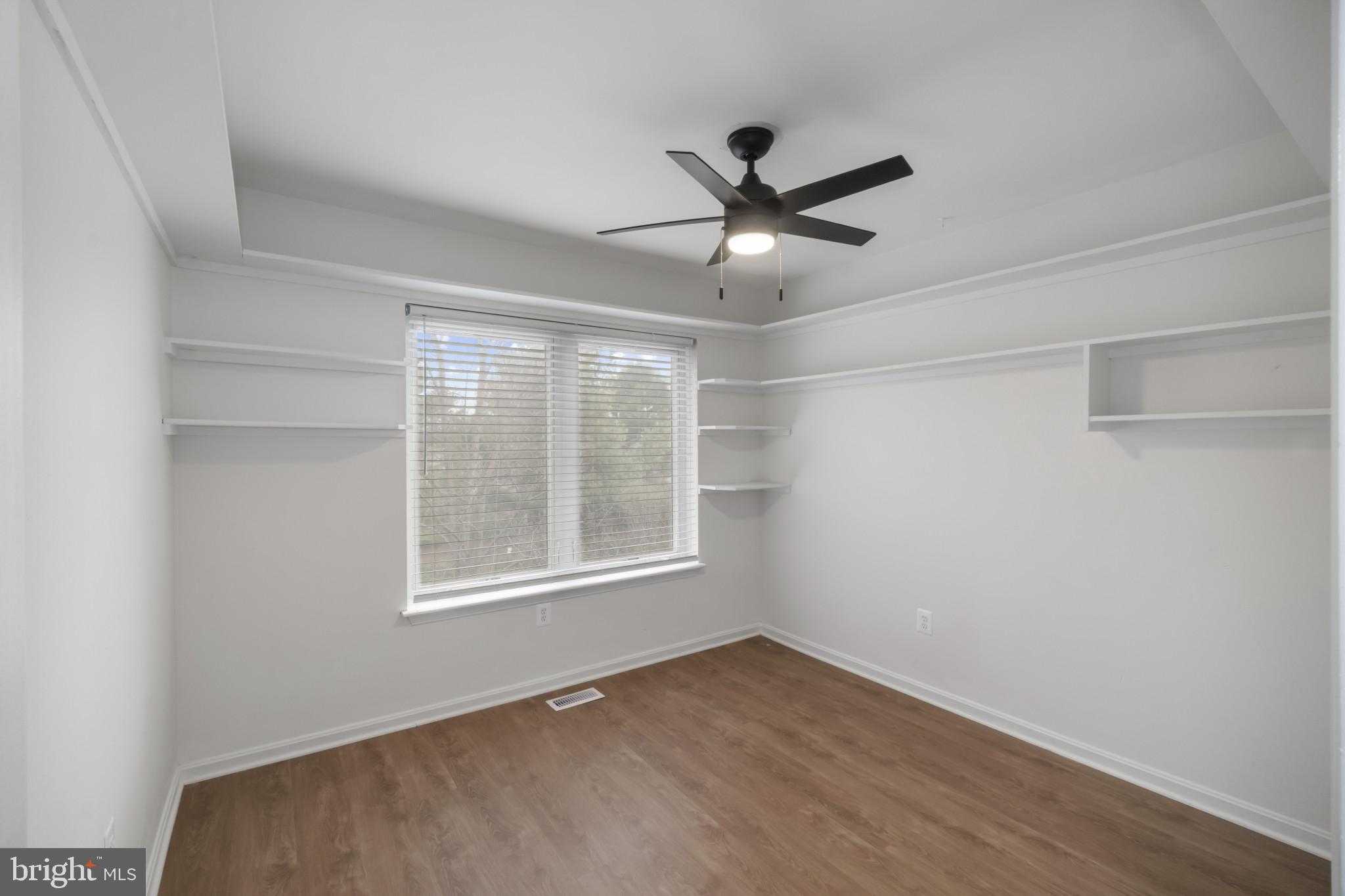 3617 Longridge CT photo 16