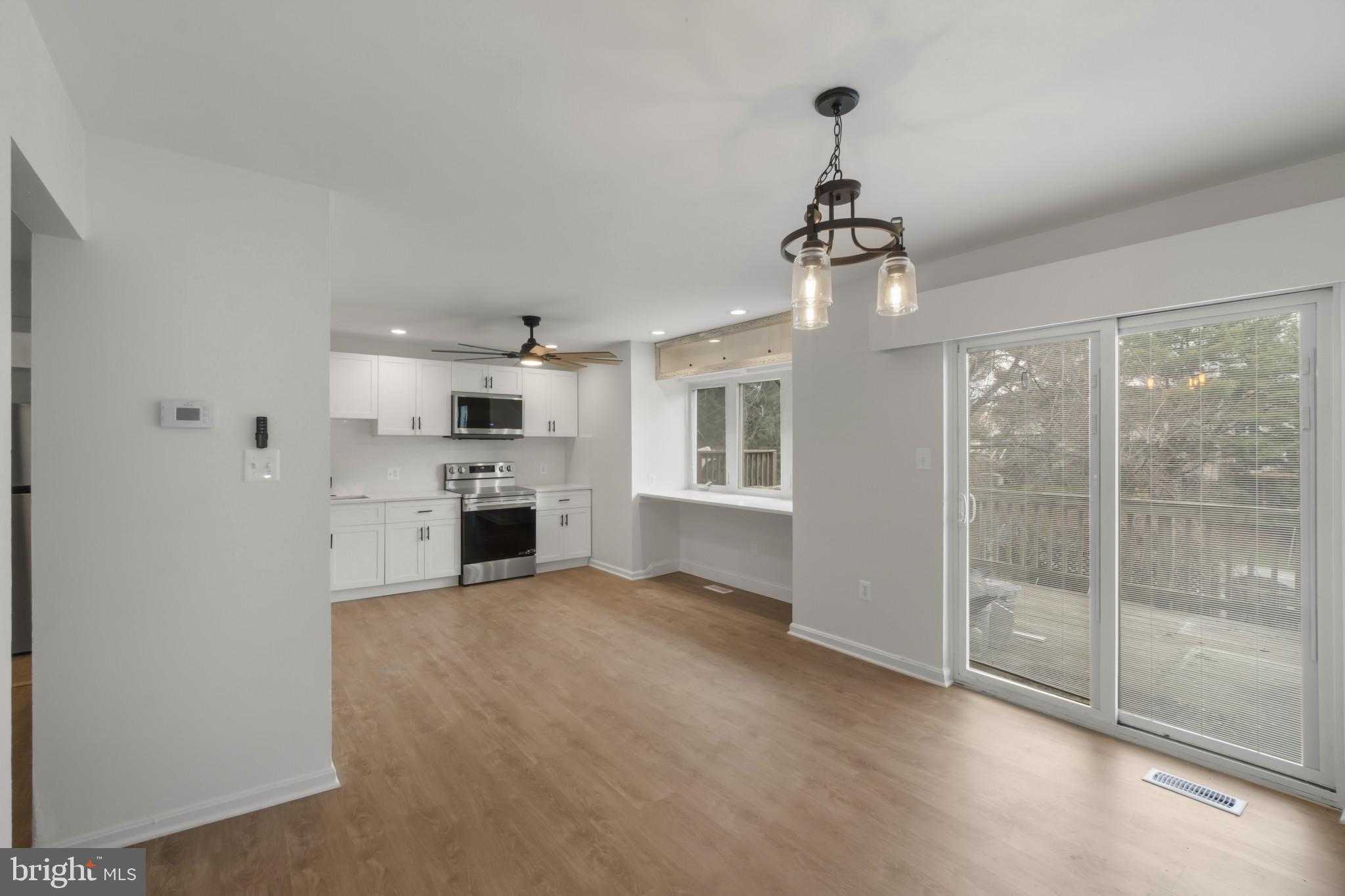 3617 Longridge CT photo 5