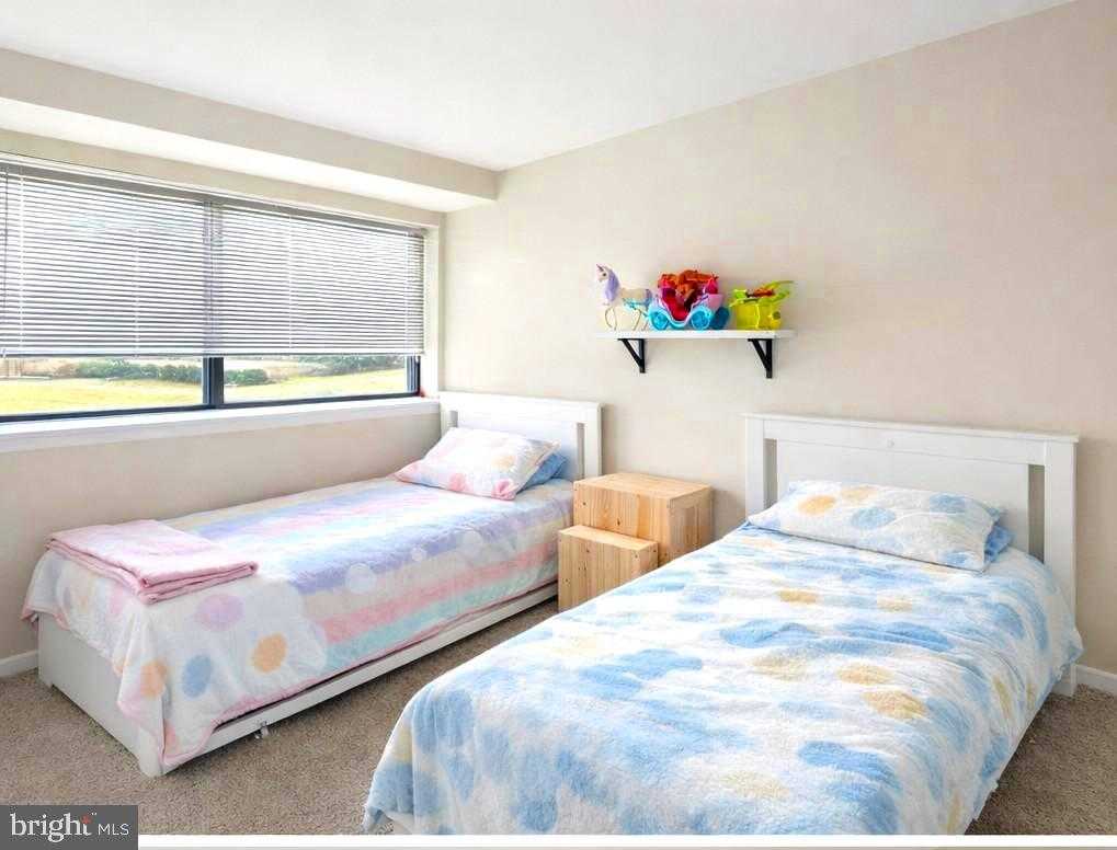 3 Summit Hill CT Apt C1 photo 14