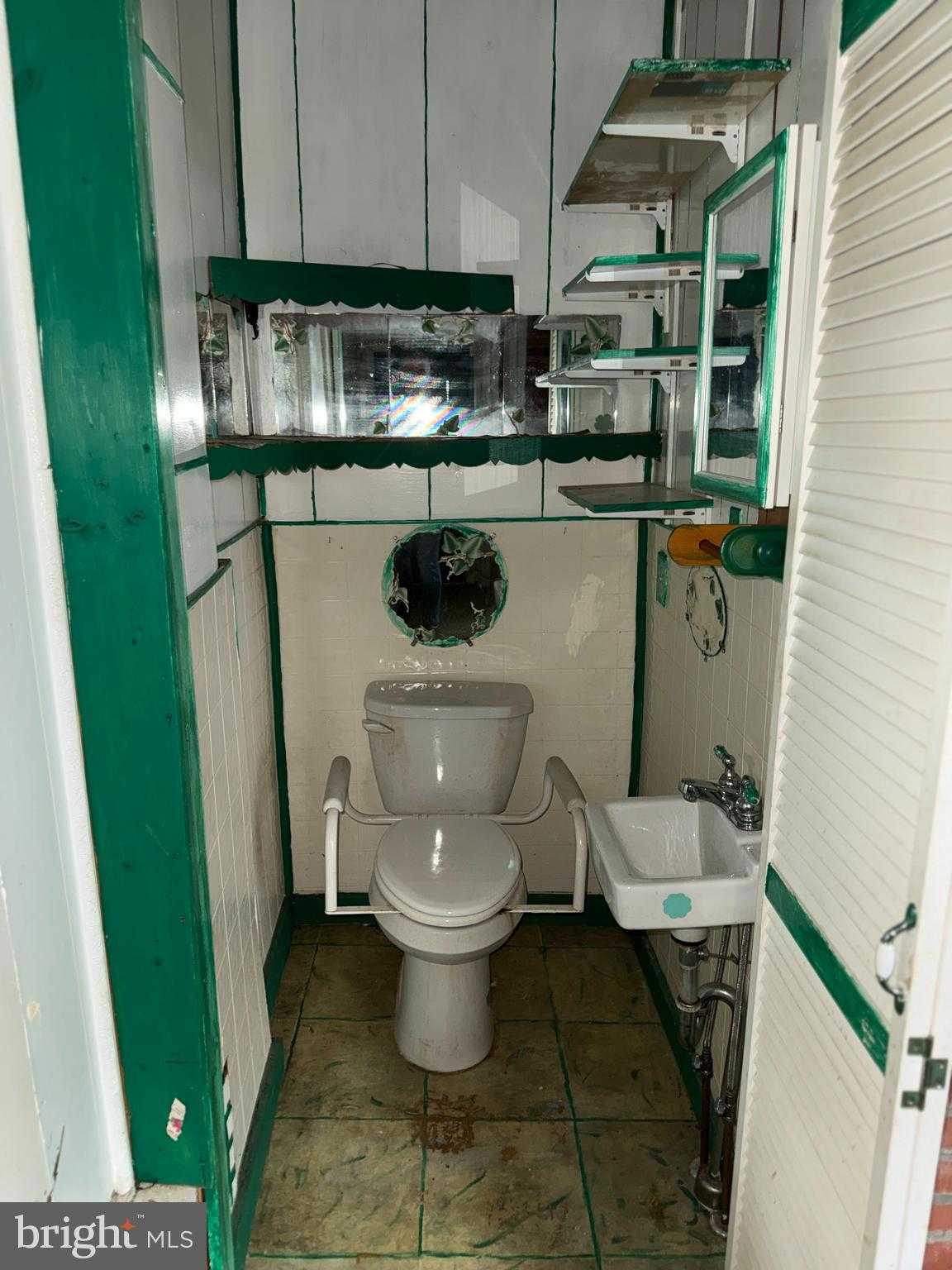 3024 Chelsea Ter photo 8