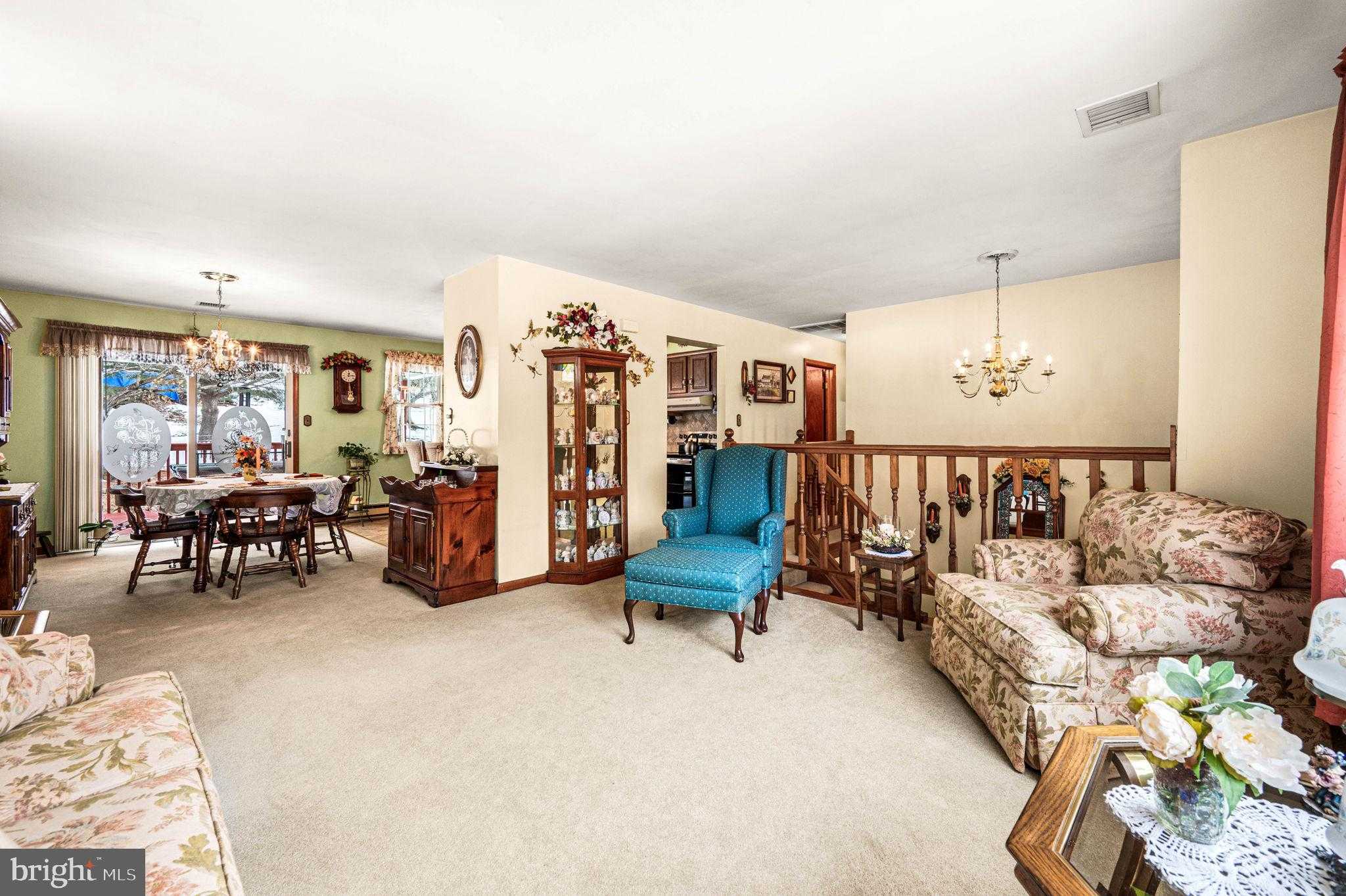 1548 County Line Rd photo 5