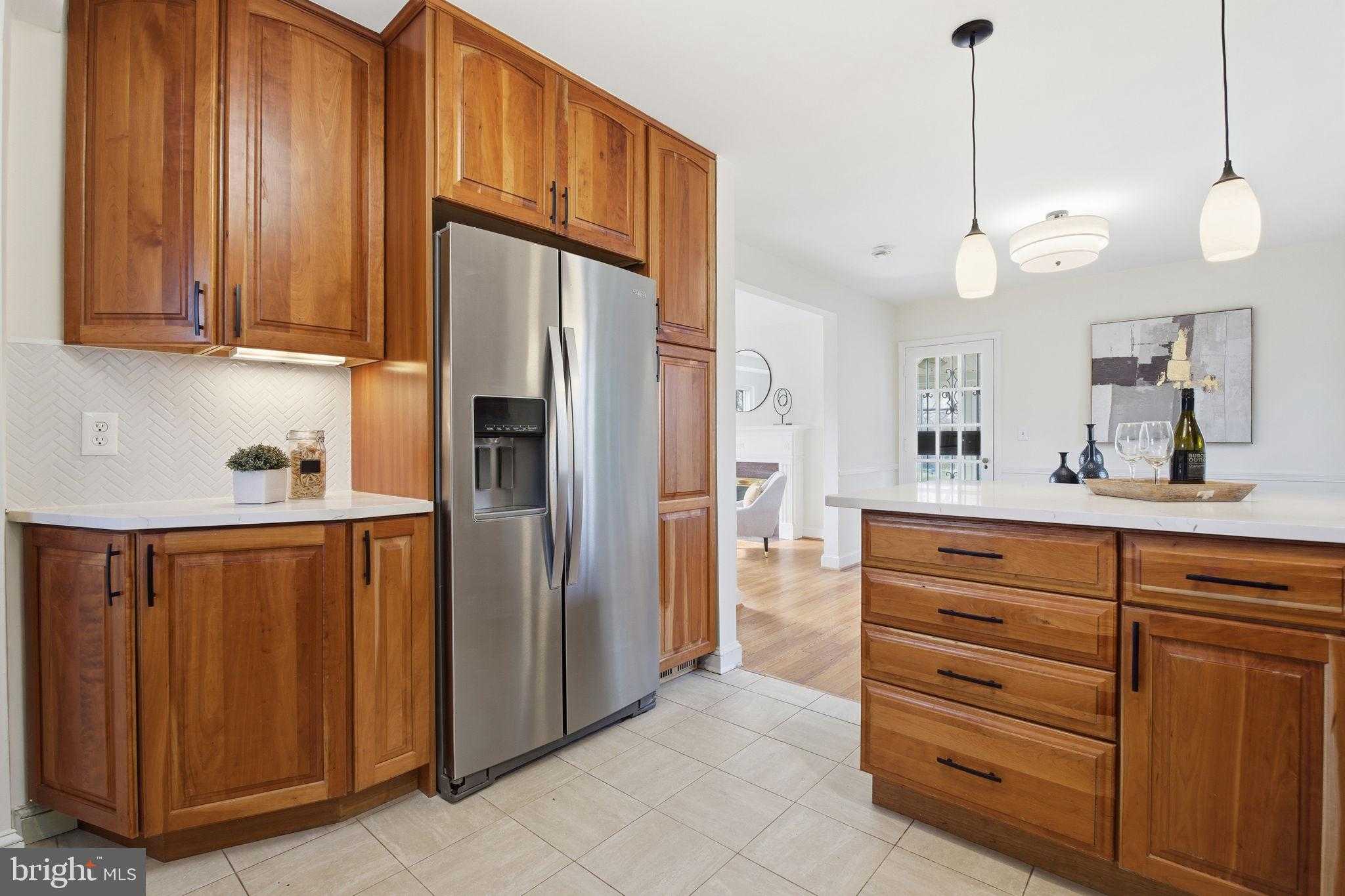 11527 Grandview Ave photo 10