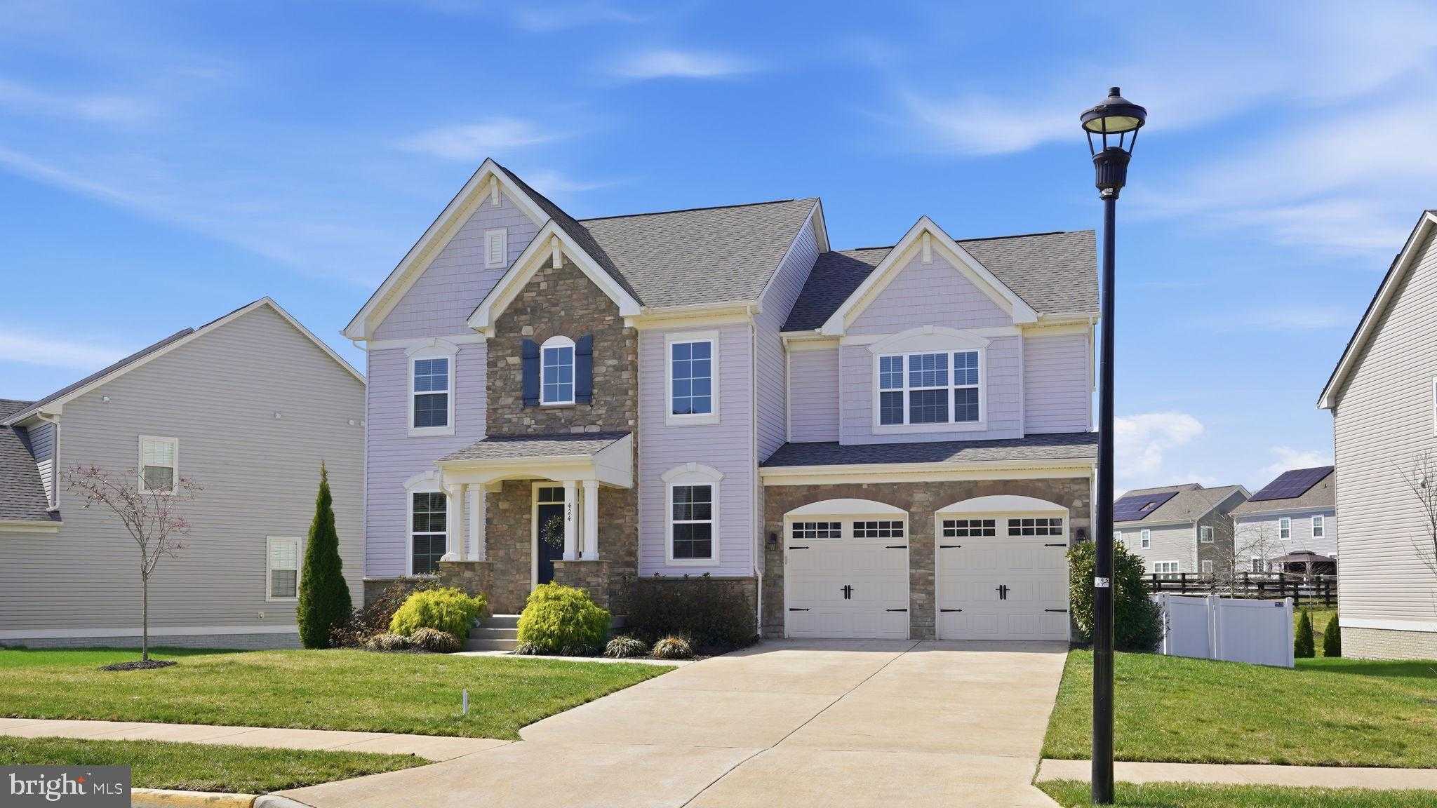 424 Daylily Ln photo 2