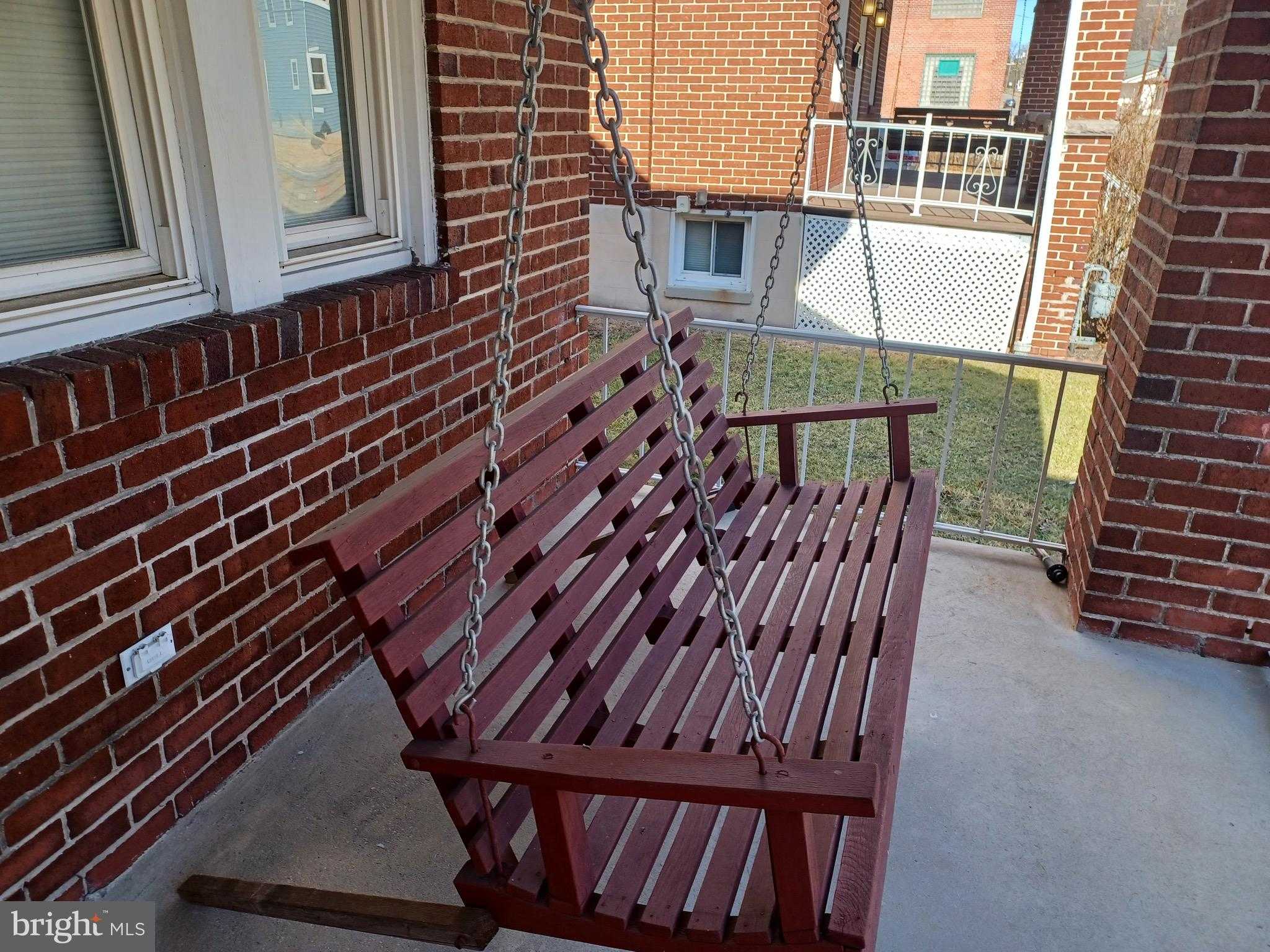 720 Frederick St photo 24