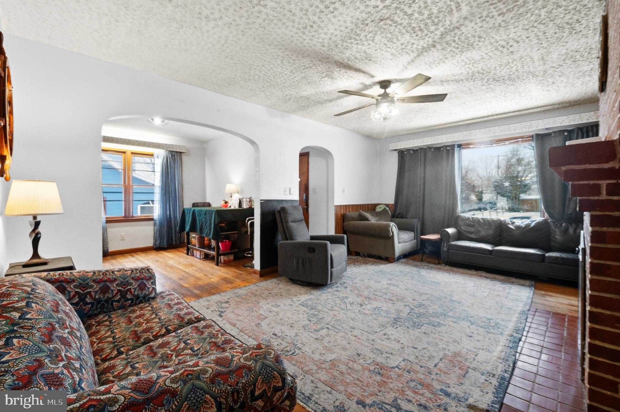 3636 Coolidge Ave photo 5