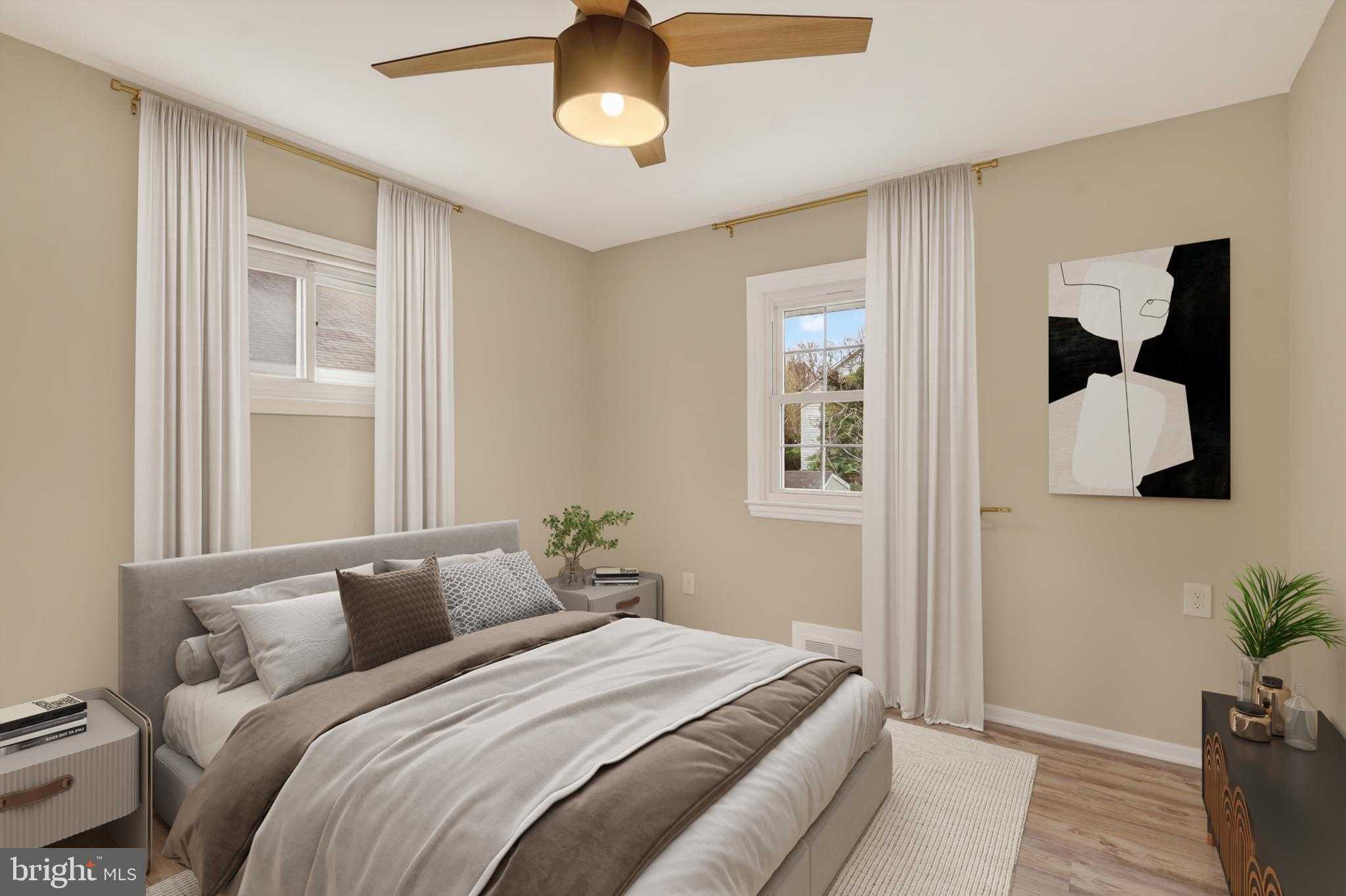 1925 Rollins Dr photo 10