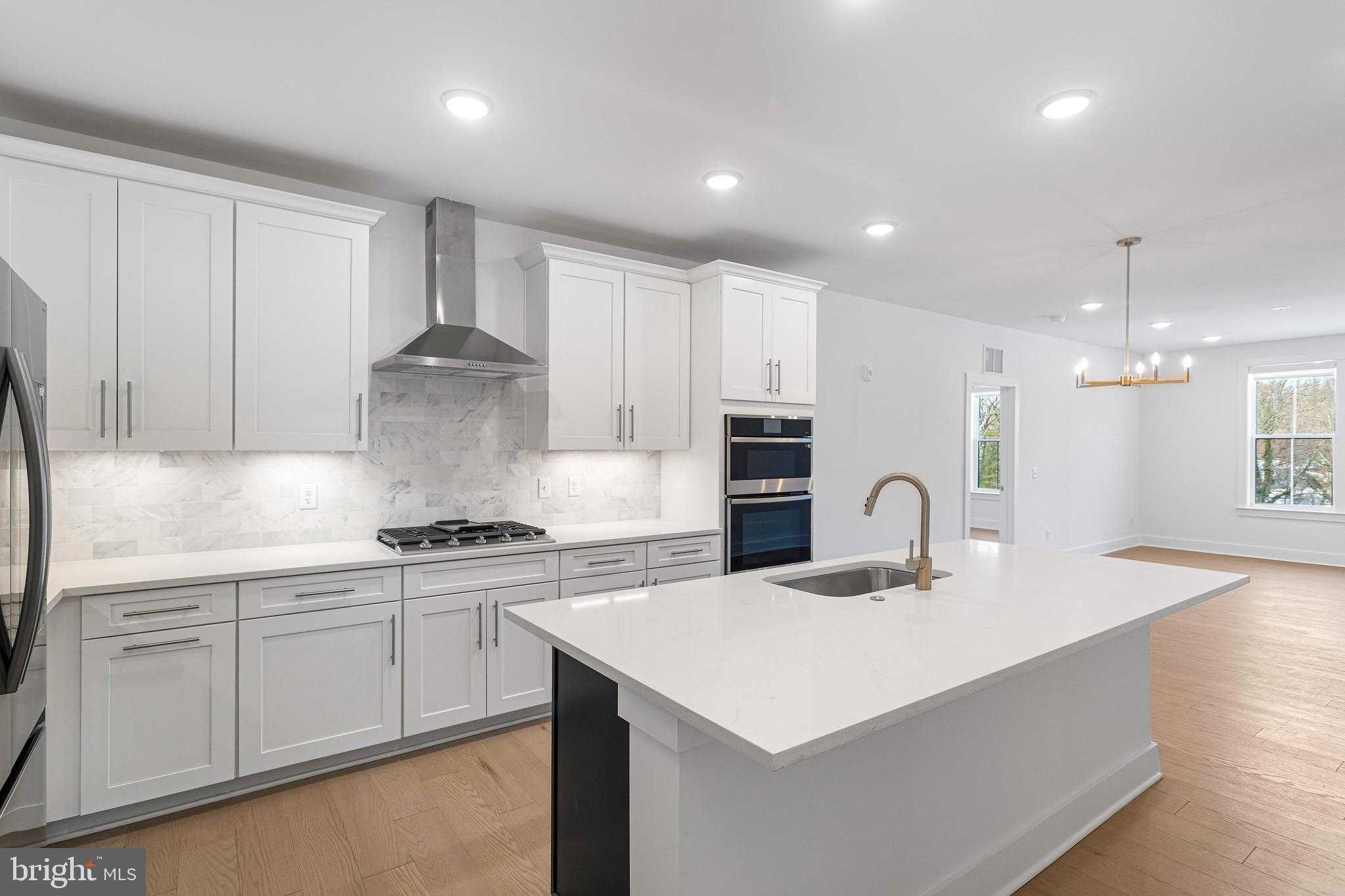 76 Old Mill Bottom Rd N Apt 310 photo 17