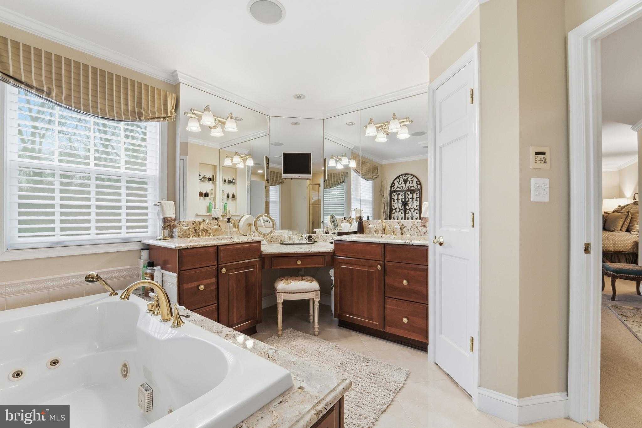 304 Chesapeake Dr photo 50