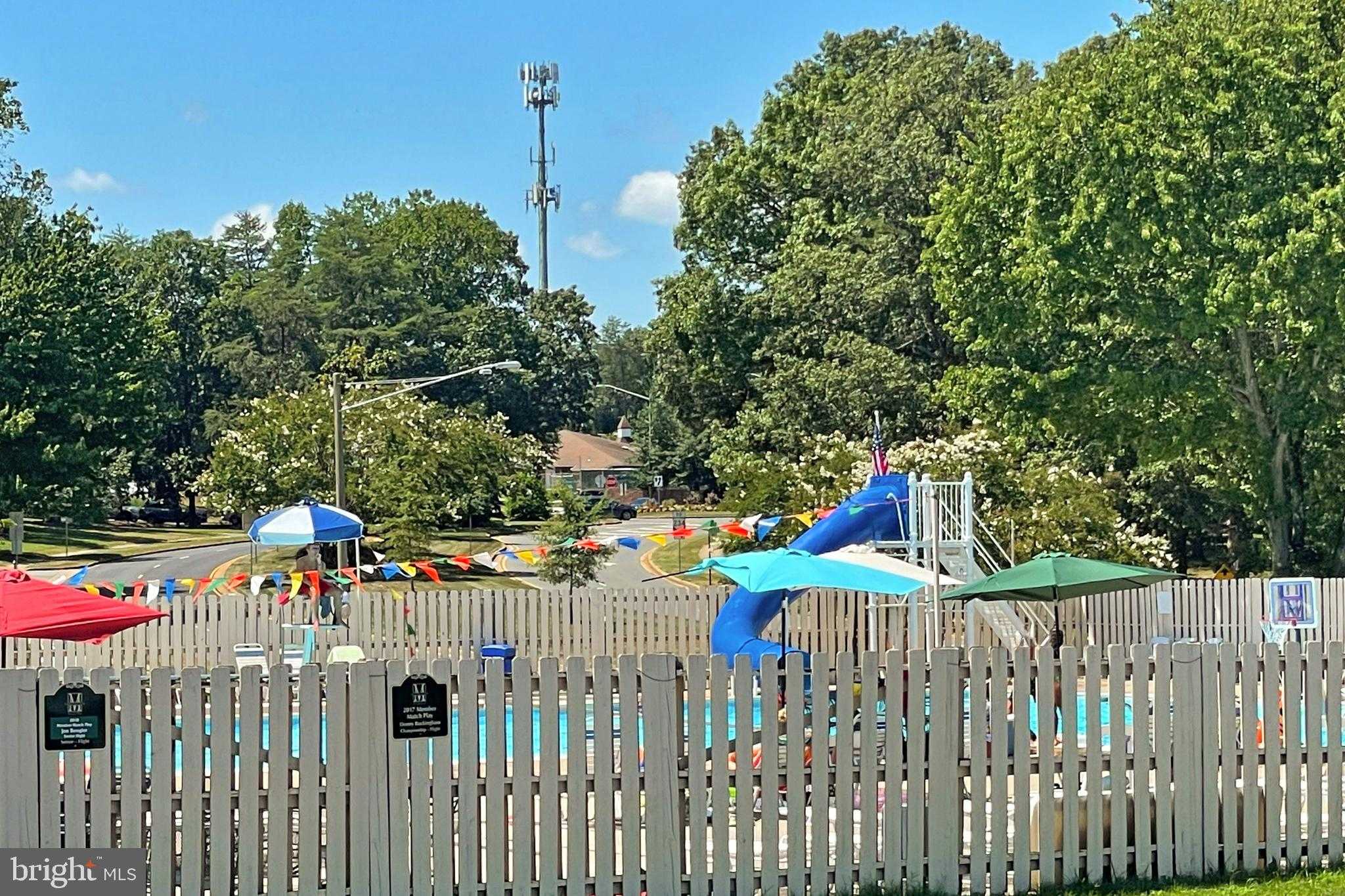 15761 Widewater Dr photo 54