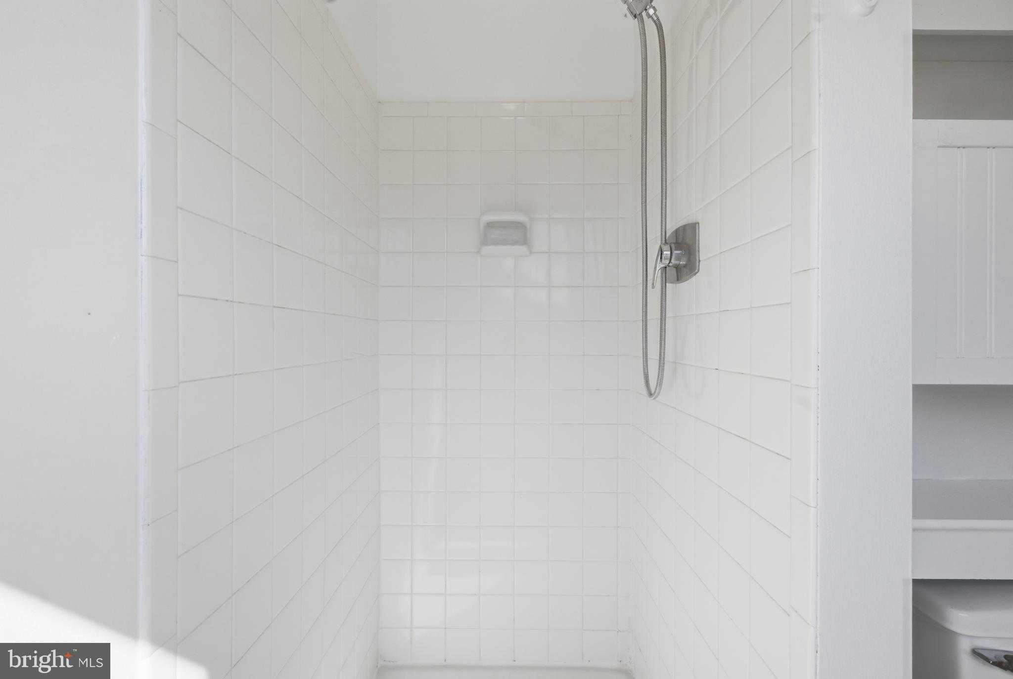 6410 Killarney St photo 31