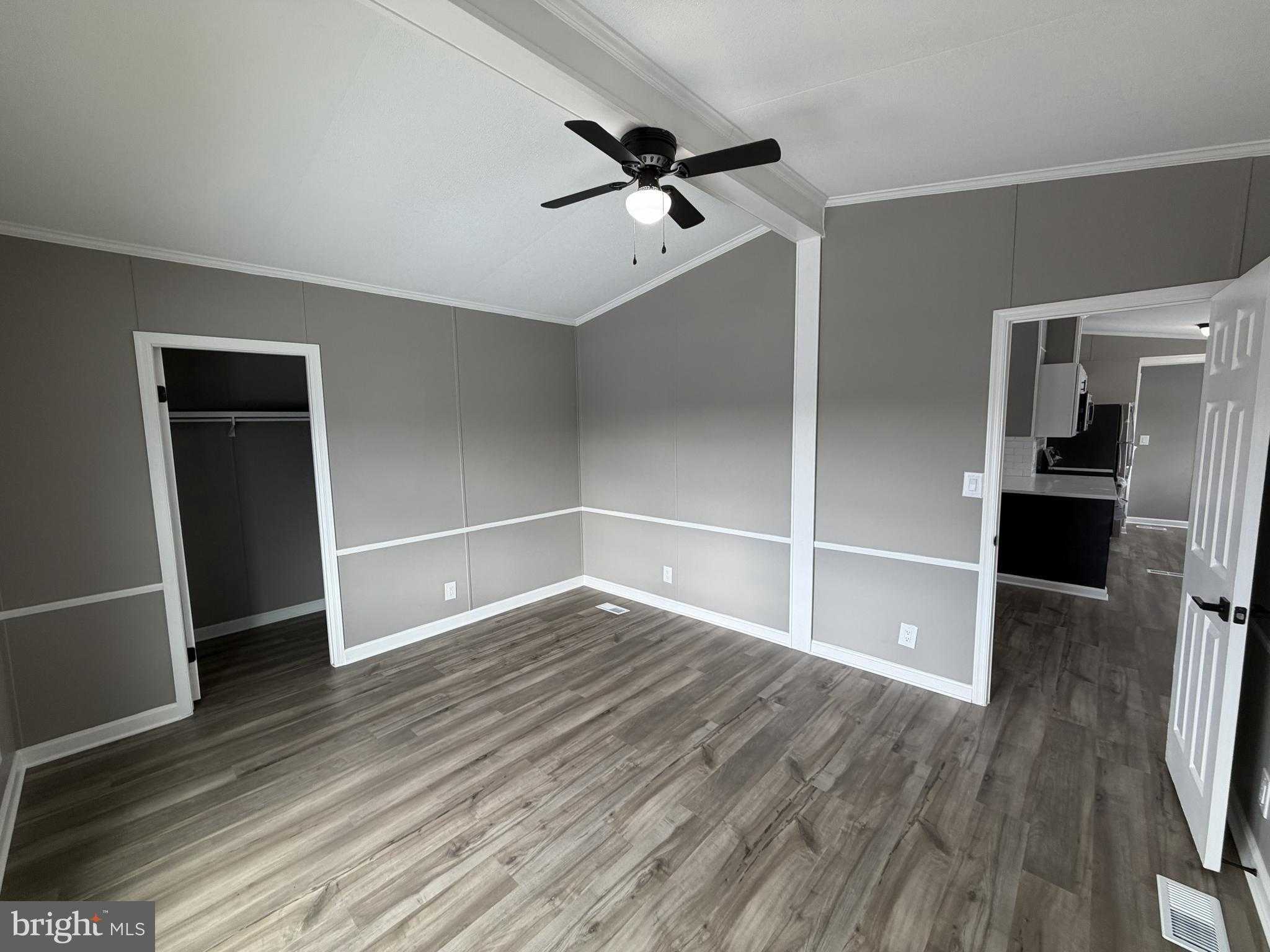 135 Cowhide Cir photo 8