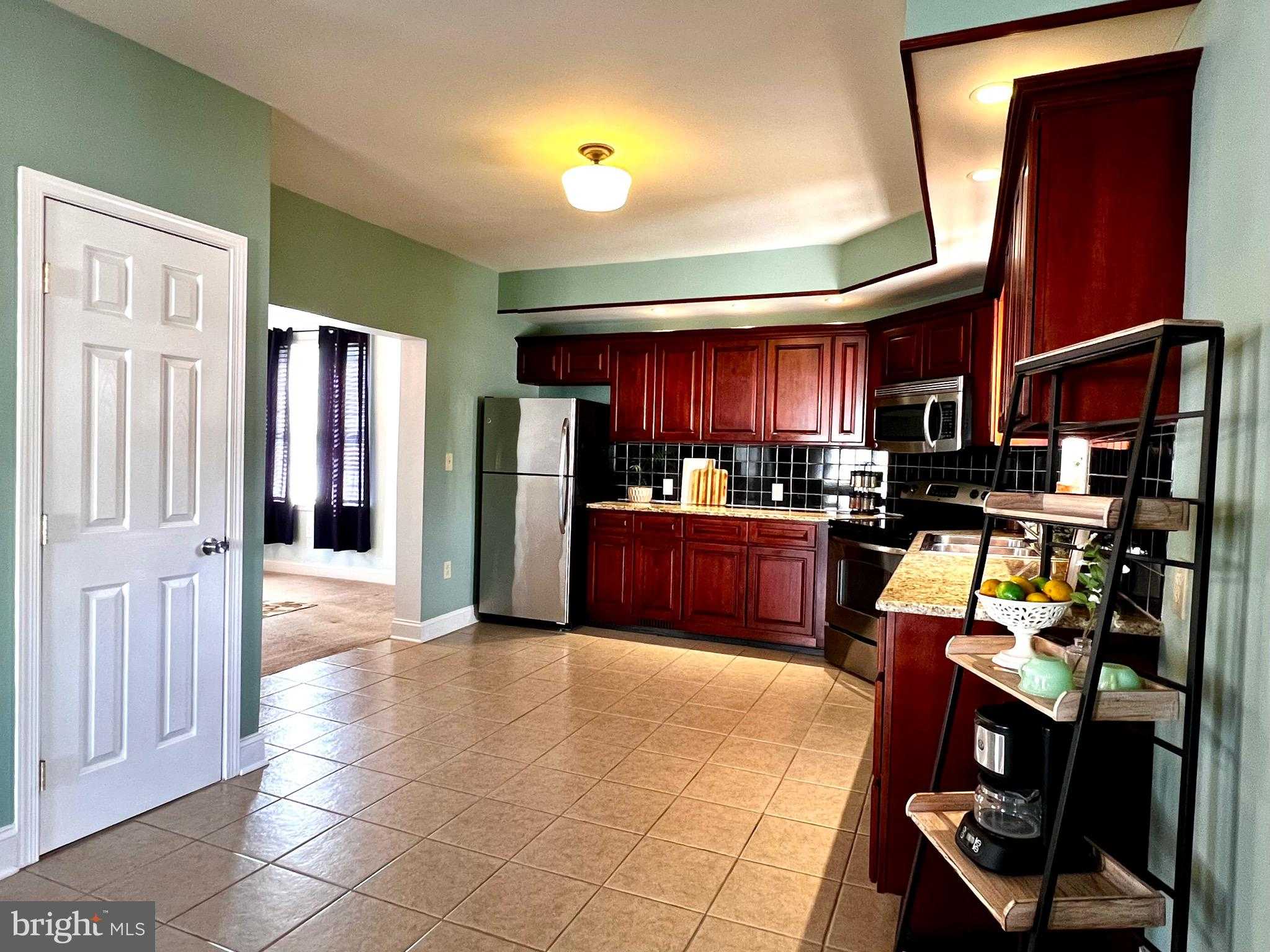 37 N Gay St photo 21