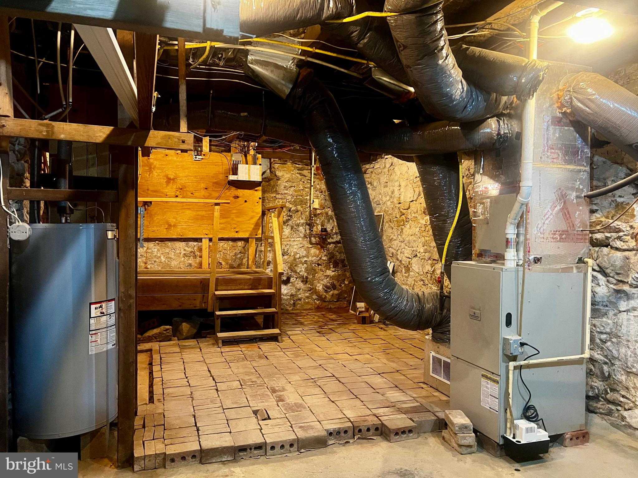 37 N Gay St photo 61