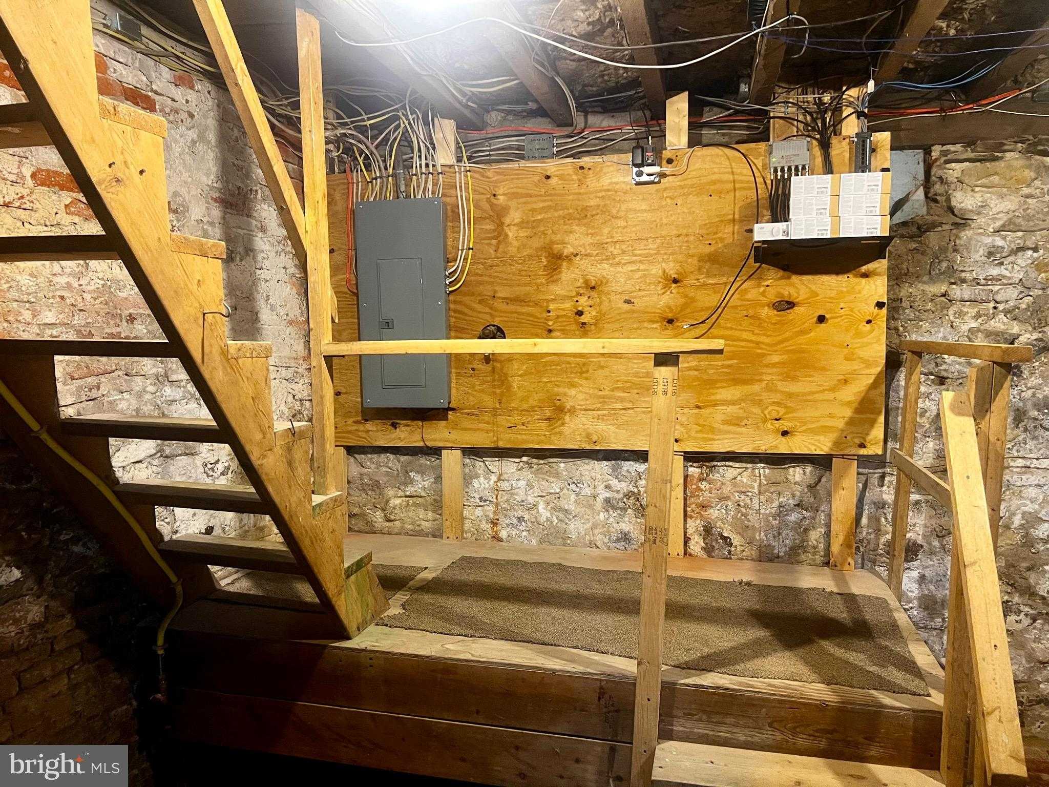 37 N Gay St photo 63