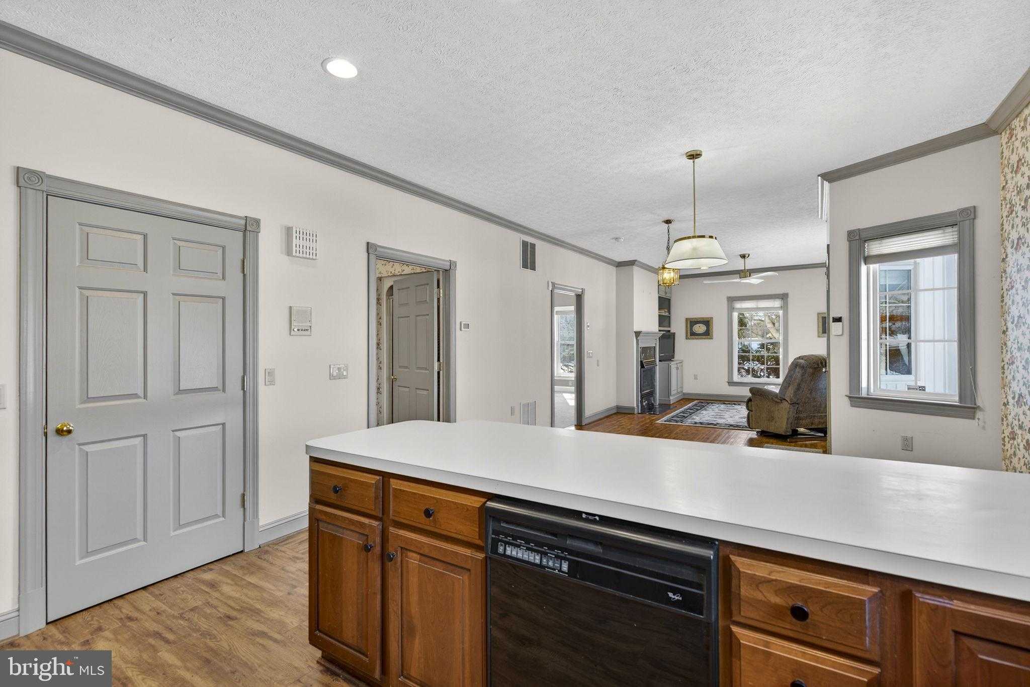 256 Cliffside Dr photo 35