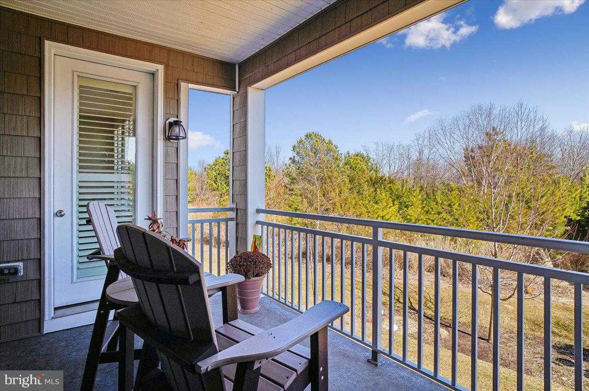 1000 Herons Nest Way photo 4