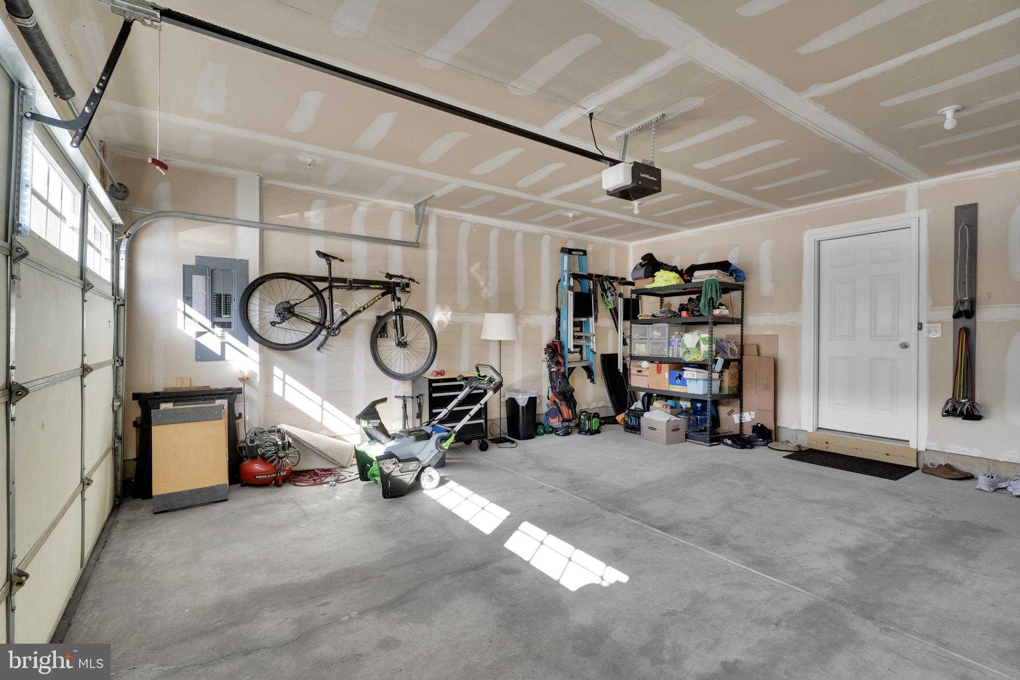 26124 Hickory Ln photo 37