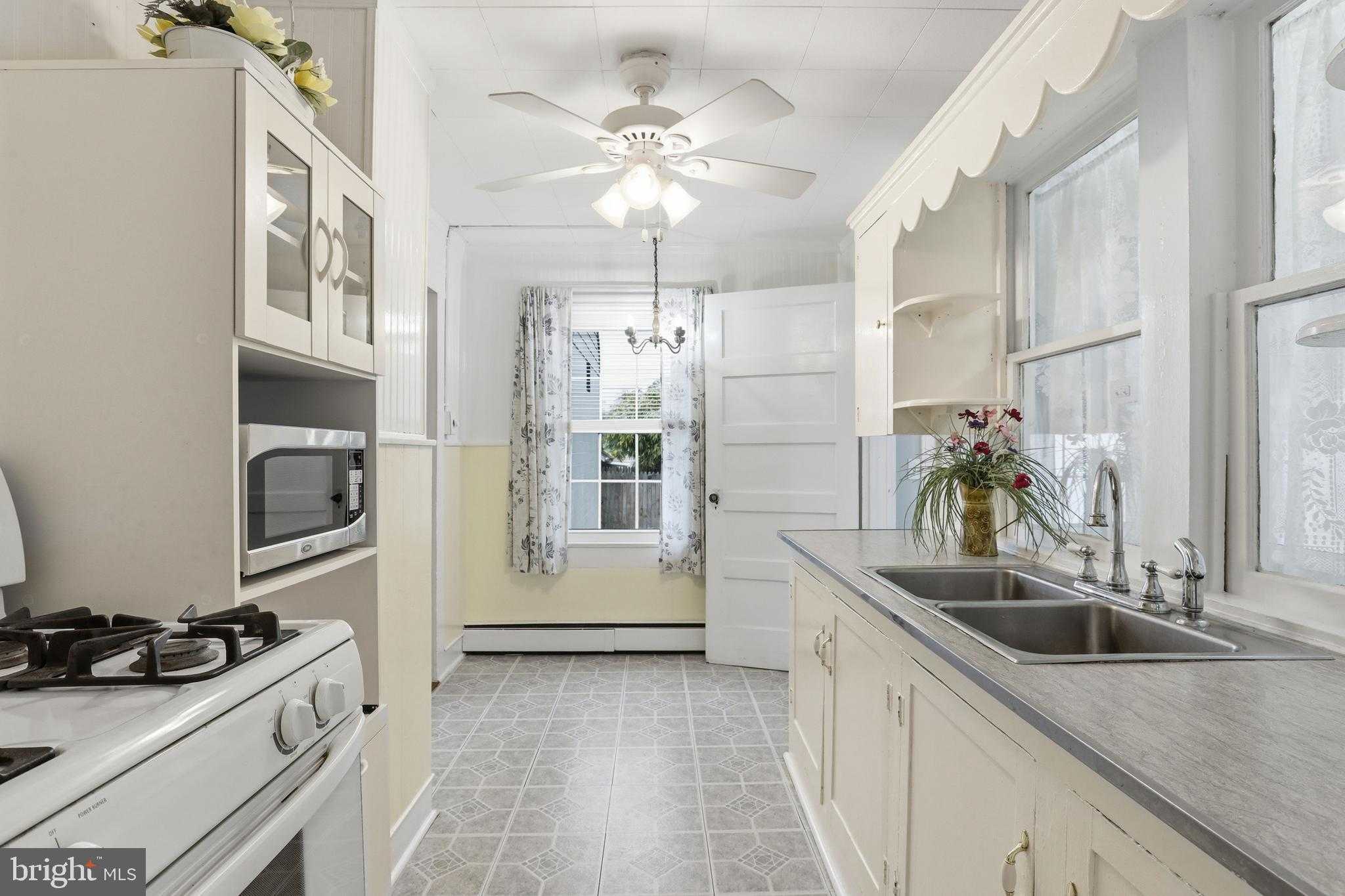 5827 S Hawthorne Ave photo 27