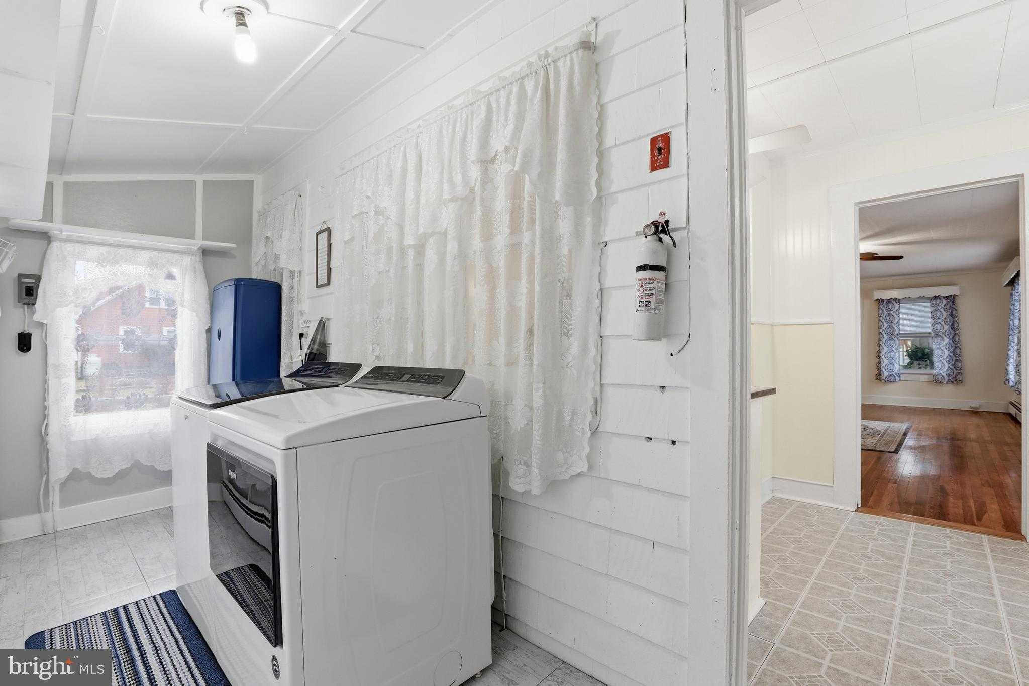 5827 S Hawthorne Ave photo 42