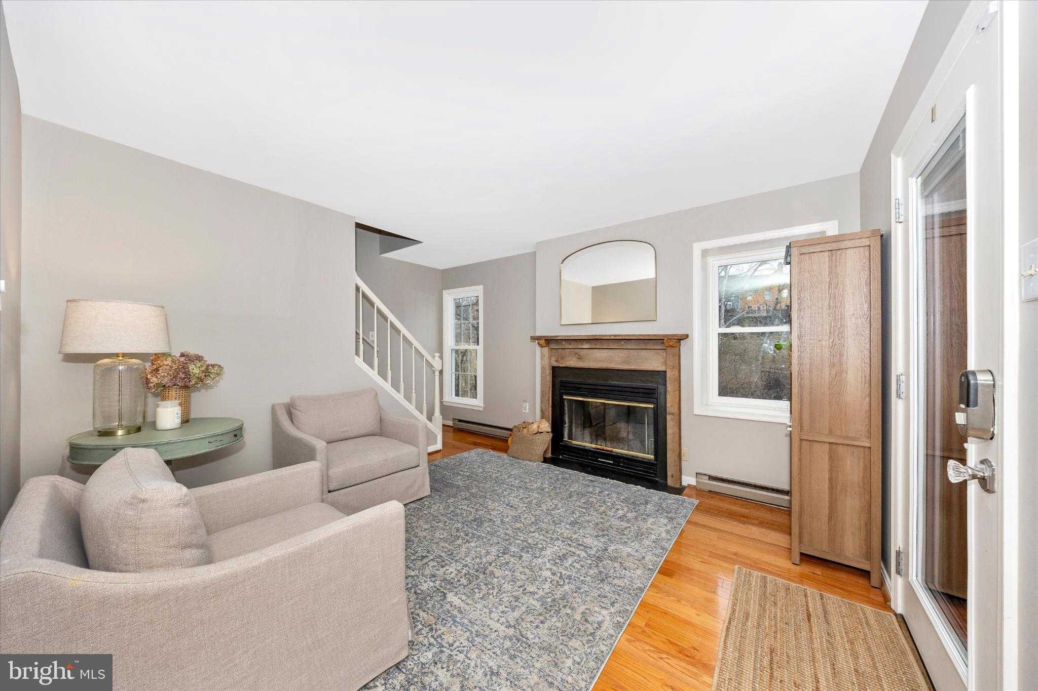 10739 Lake Point CT photo 25