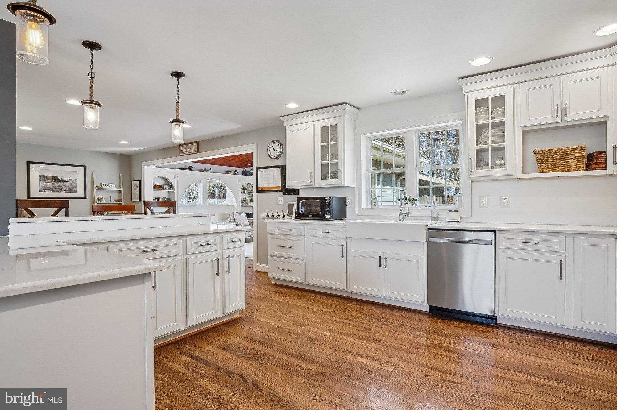 1337 Queen Anne Dr photo 13