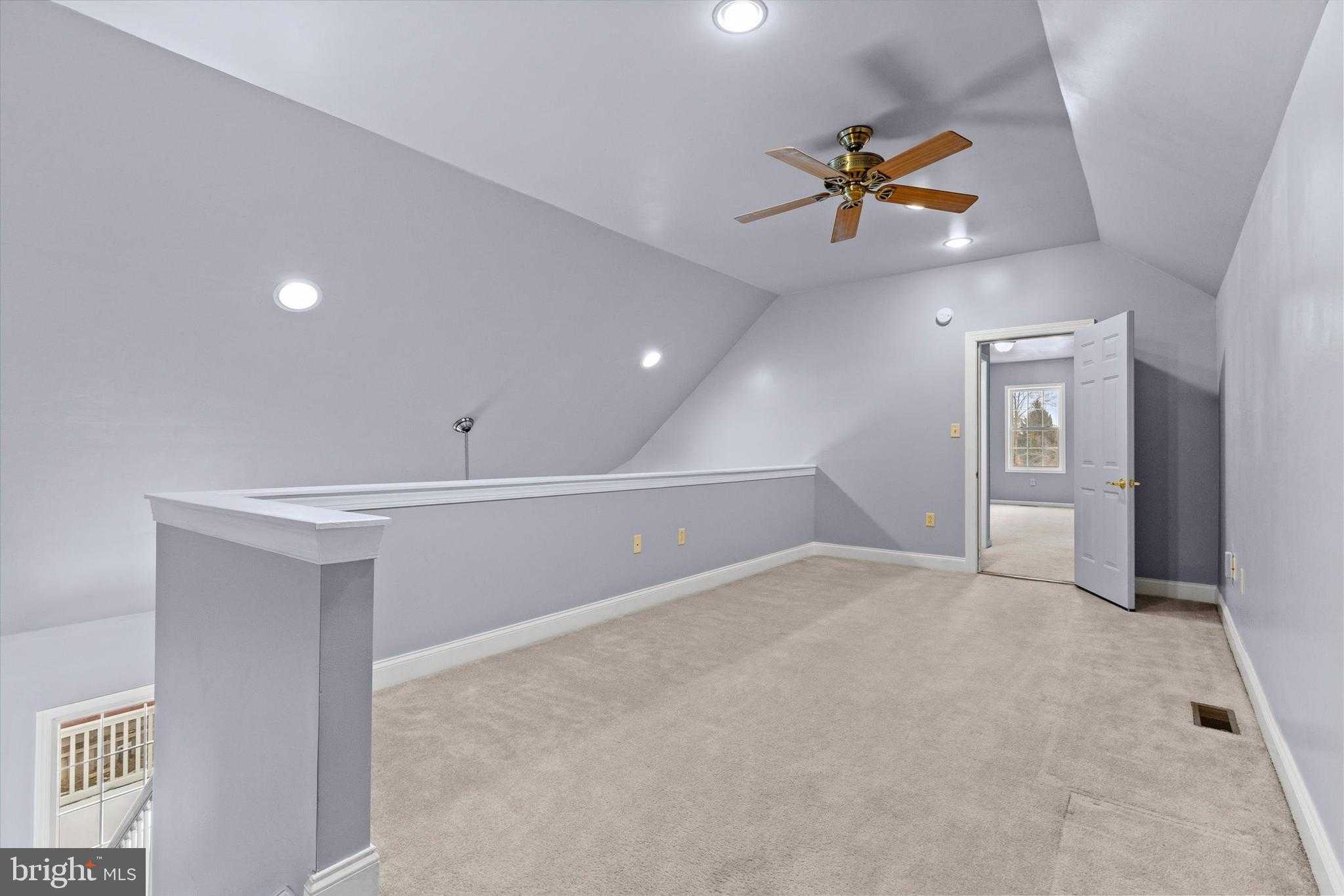 5525 Barbara Dr photo 32