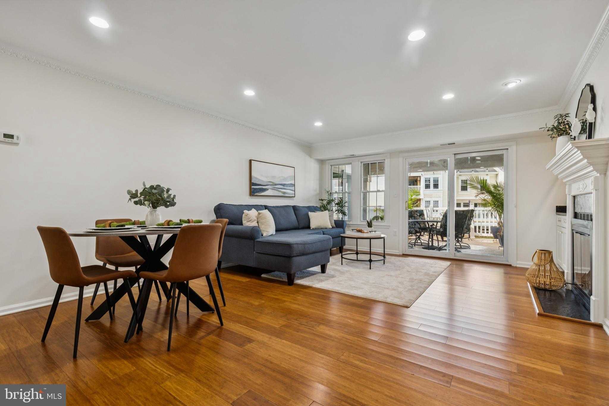 3353 Lakeside View Dr photo 2