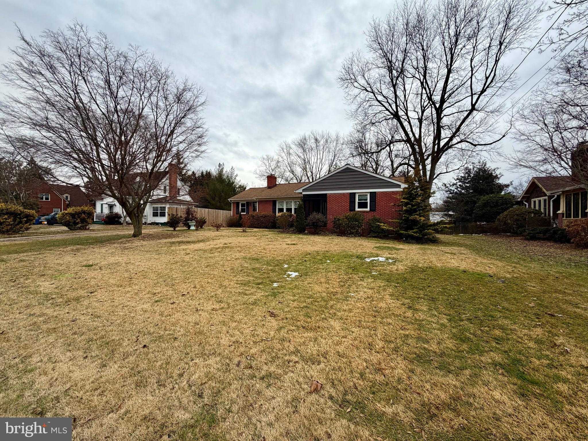 708 Church Hill Rd photo 2