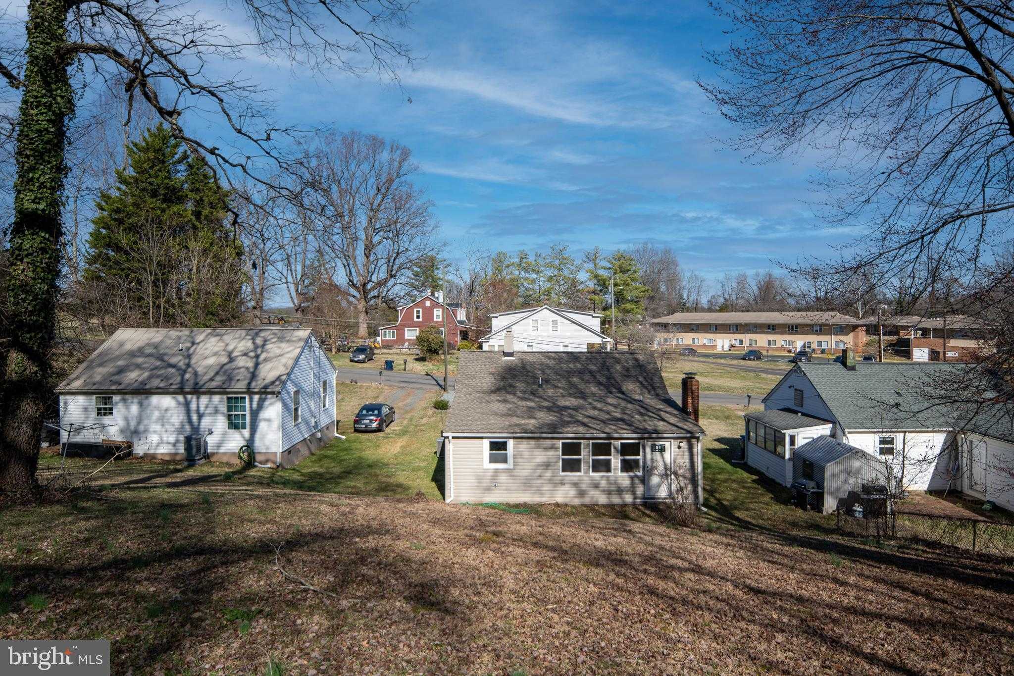 246 Berry St photo 41