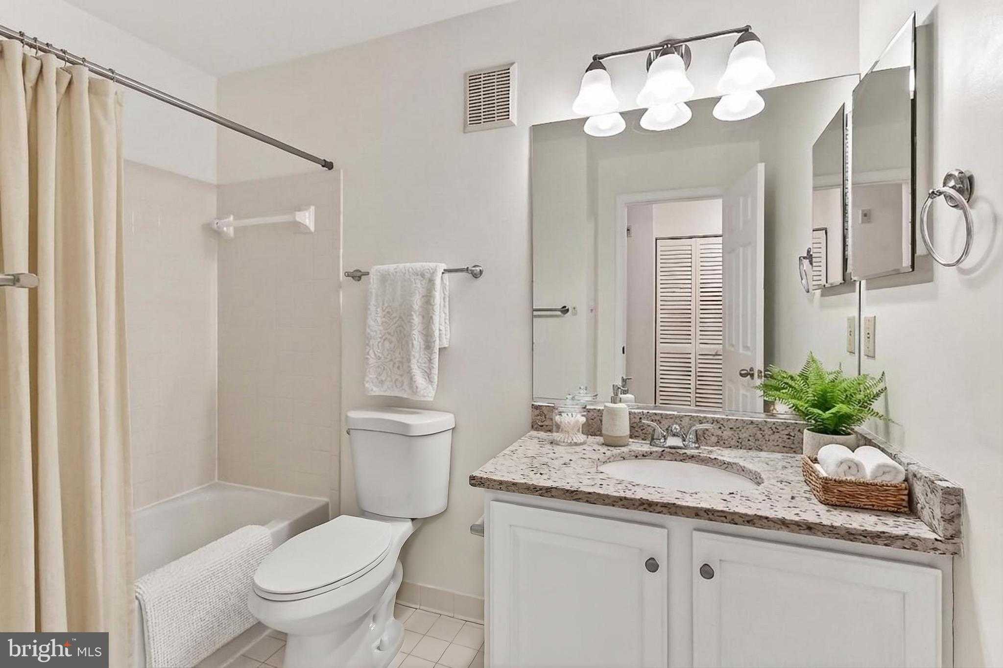 1520 Northern Neck Dr Apt 101 photo 37