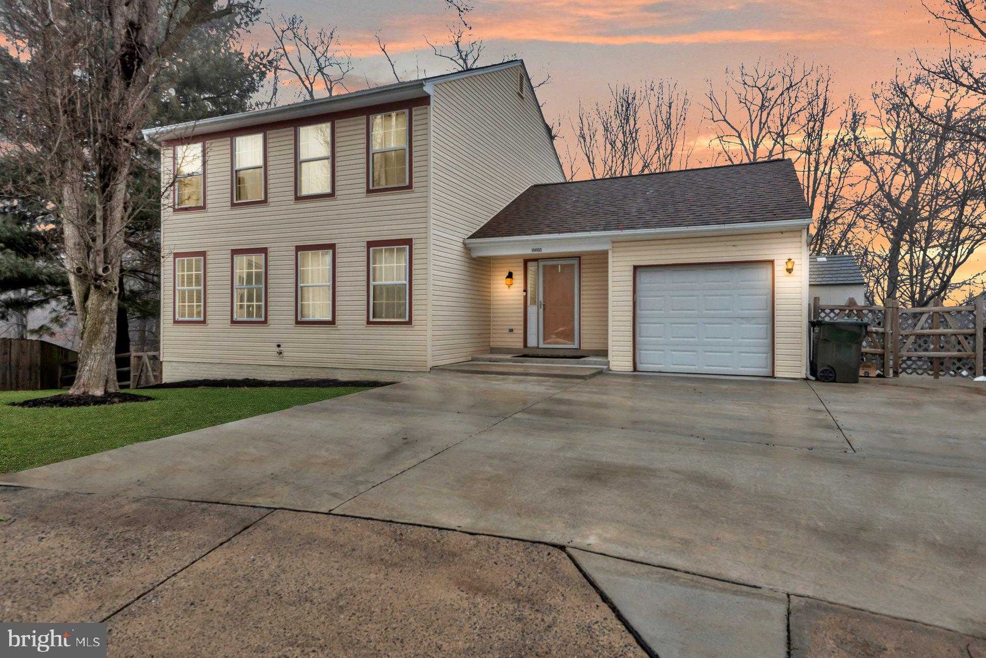 10603 Hunters Chase Ln, Damascus