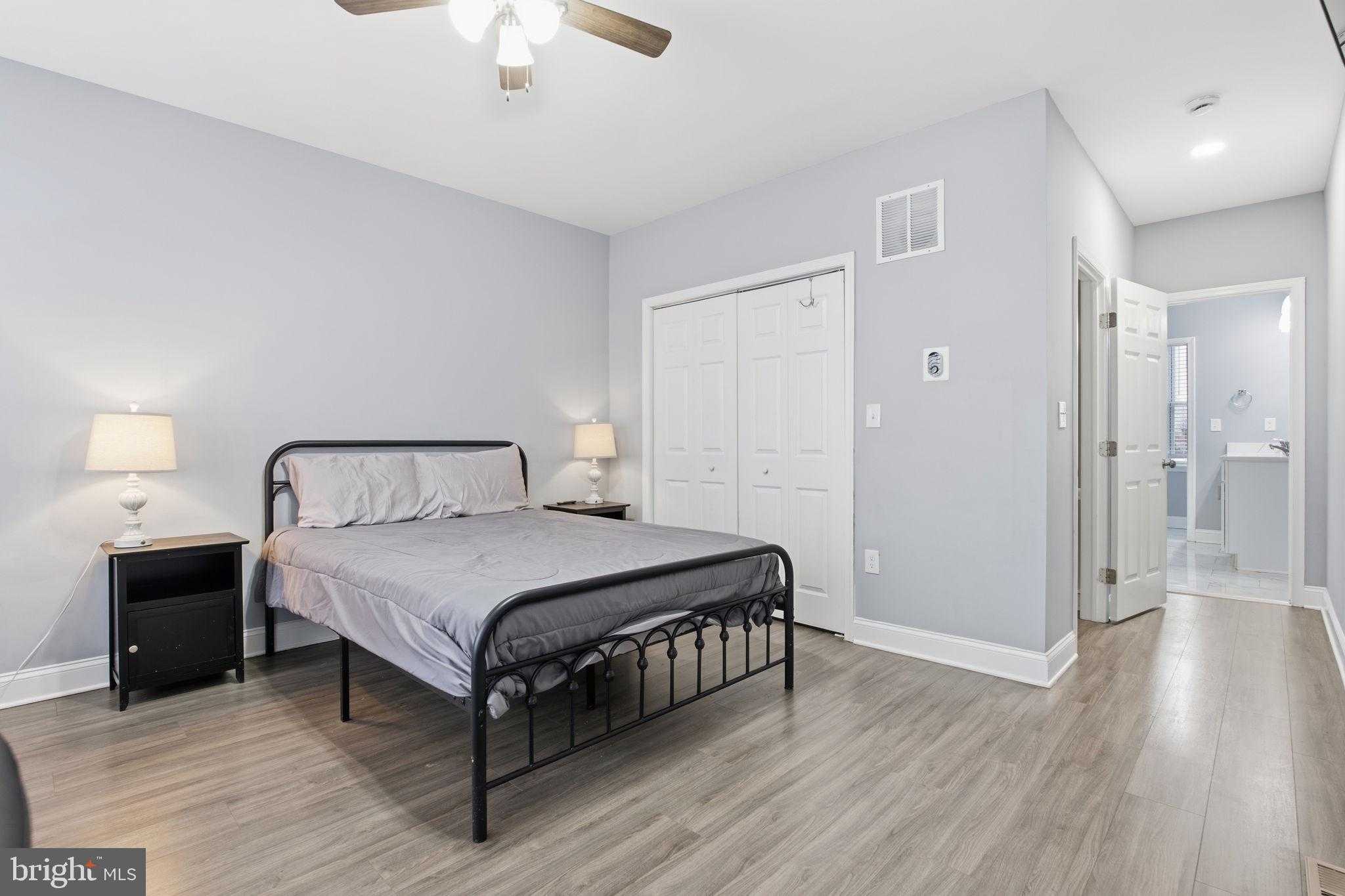 5 E 27th St photo 38